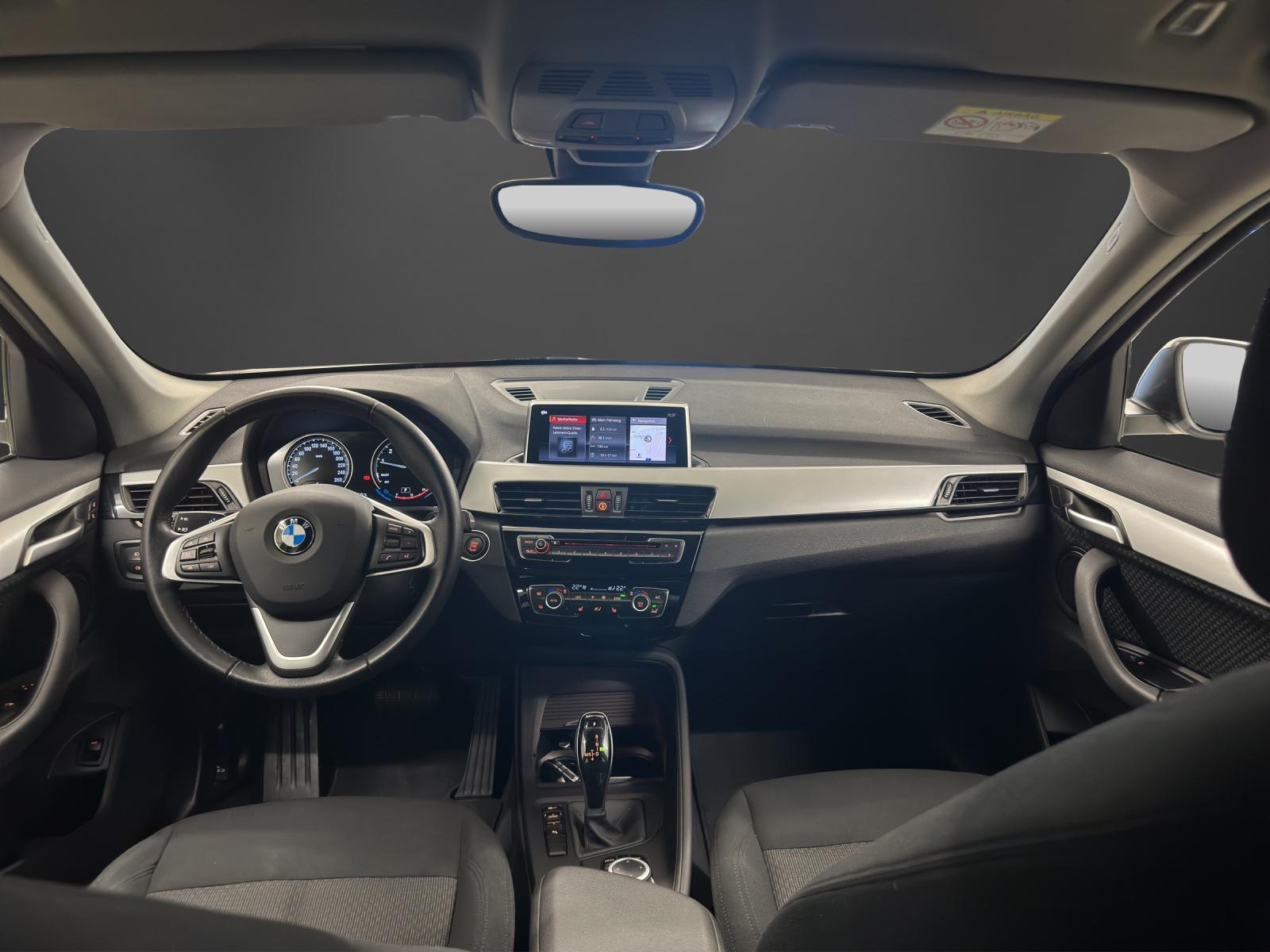 BMW X1 sDrive 18i Steptronic DSK-image-8