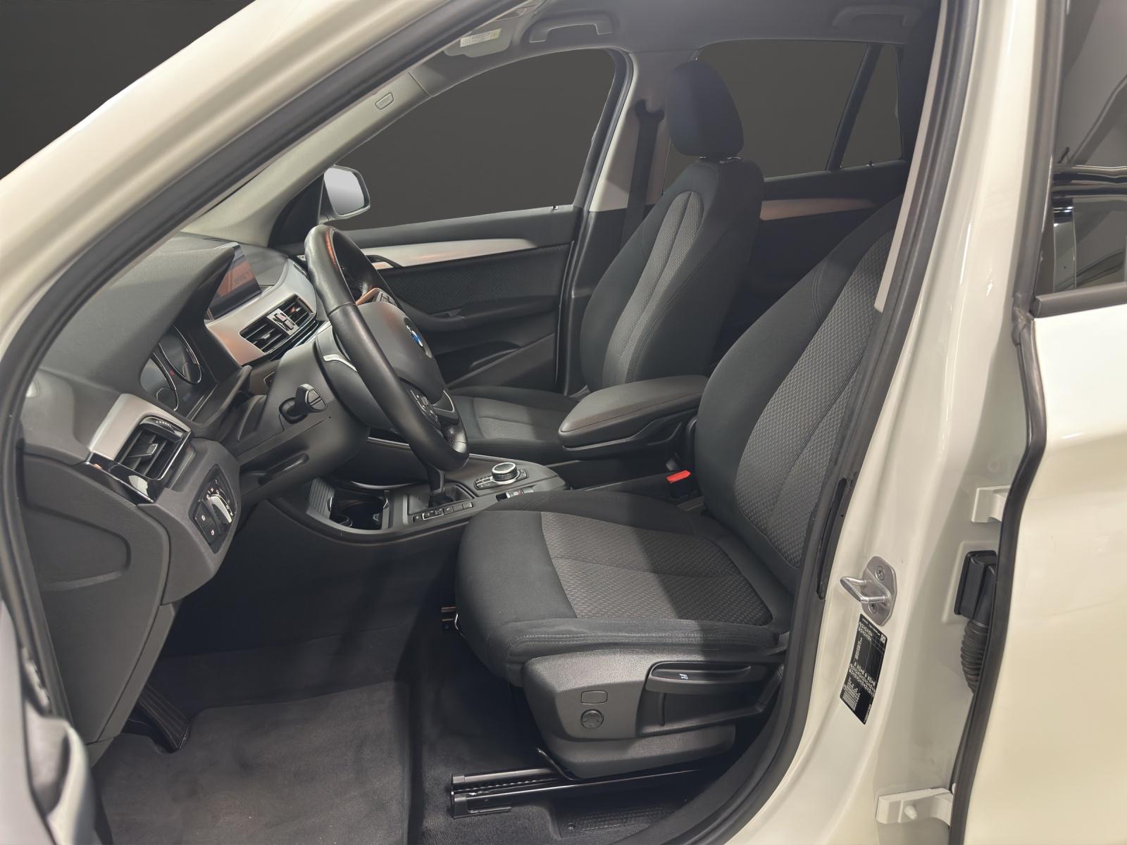 BMW X1 sDrive 18i Steptronic DSK-image-6