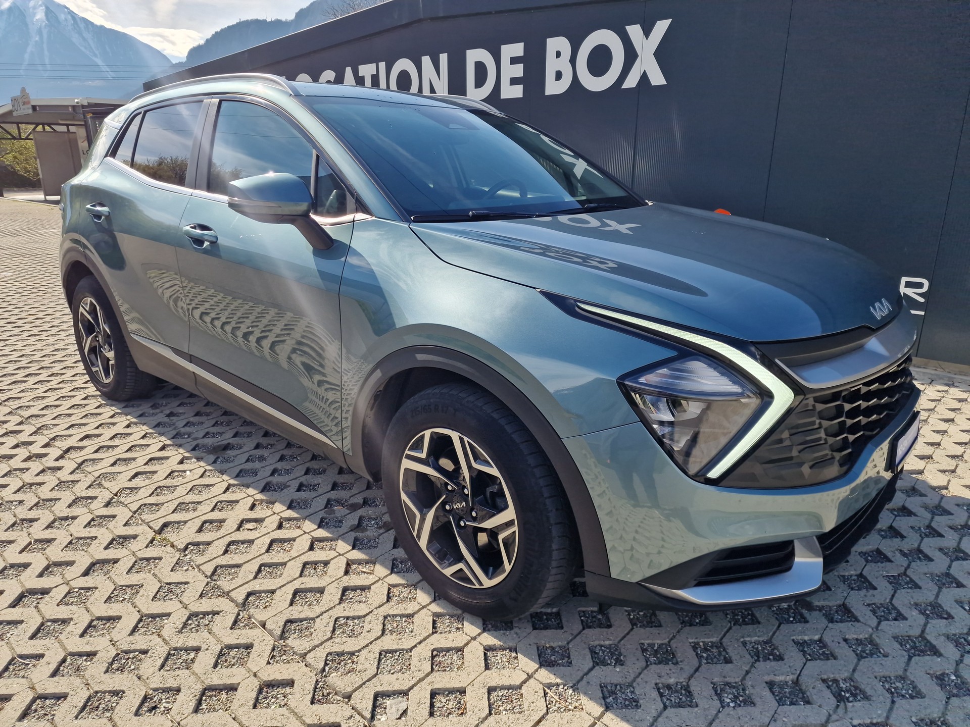 KIA Sportage 1.6T-GDi MHEV 7DCT-image-1