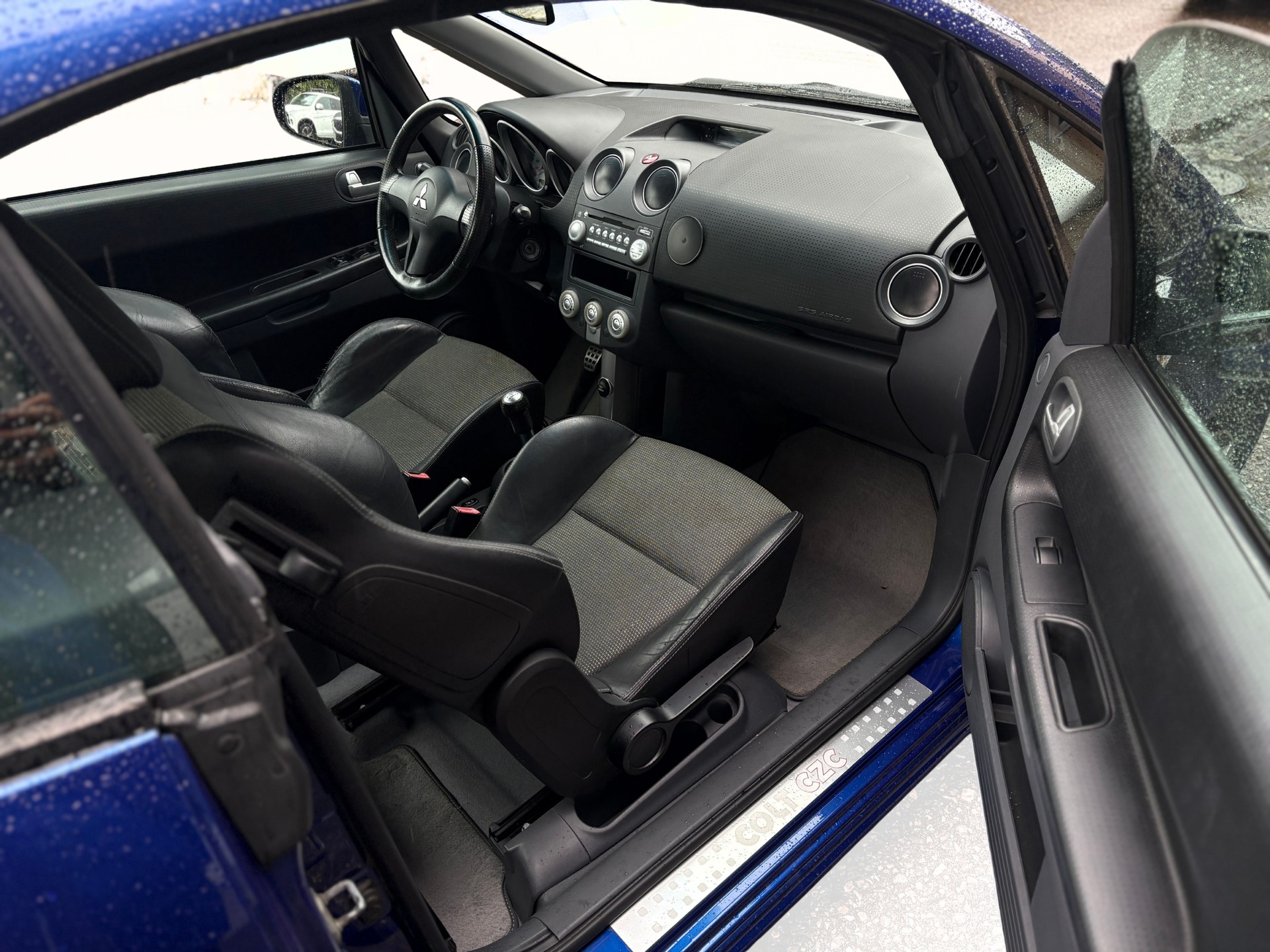MITSUBISHI Colt Cabriolet 1.5 16V Turbo-image-12