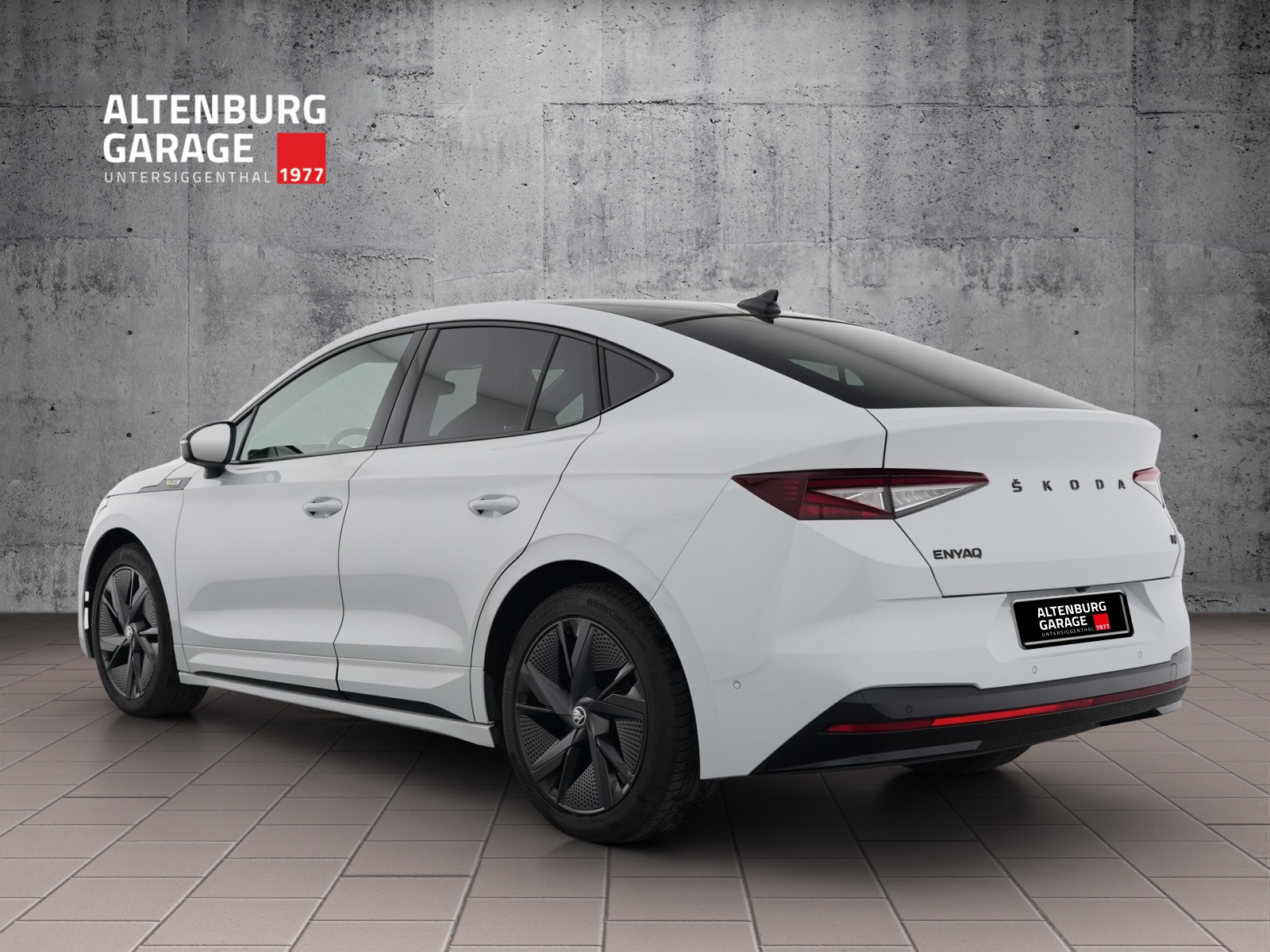 SKODA Enyaq Coupé iV RS 4x4-image-2