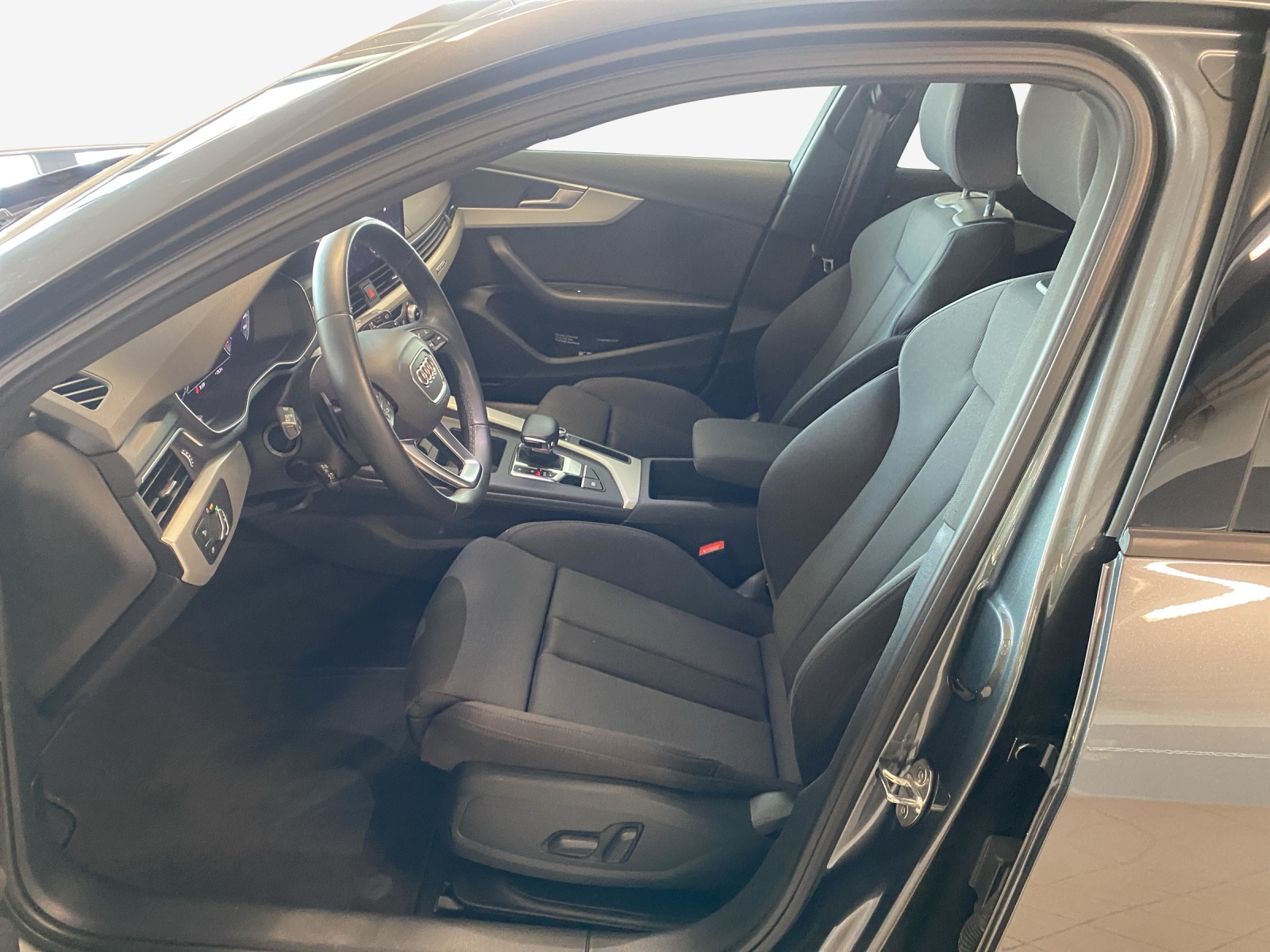 AUDI A4 Avant 50 TDI S line quattro tiptronic-image-7