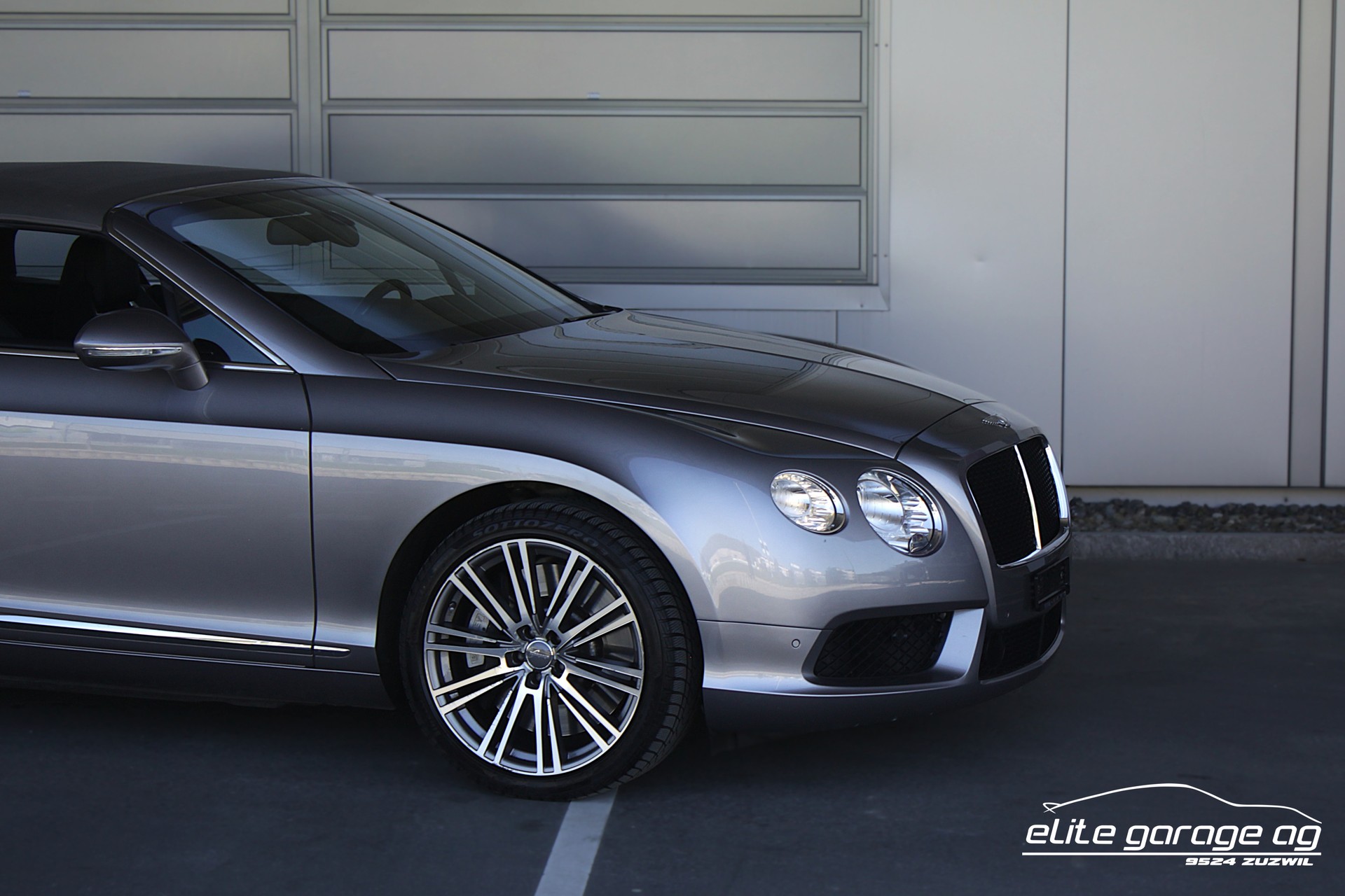 BENTLEY Continental GTC 4.0 V8-image-8