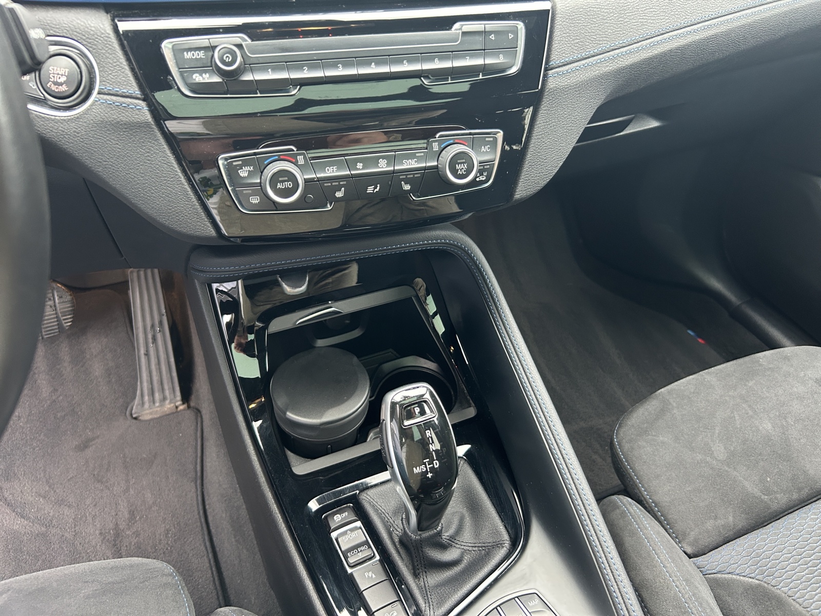BMW X2 xDrive 20d M Sport Steptronic-image-12