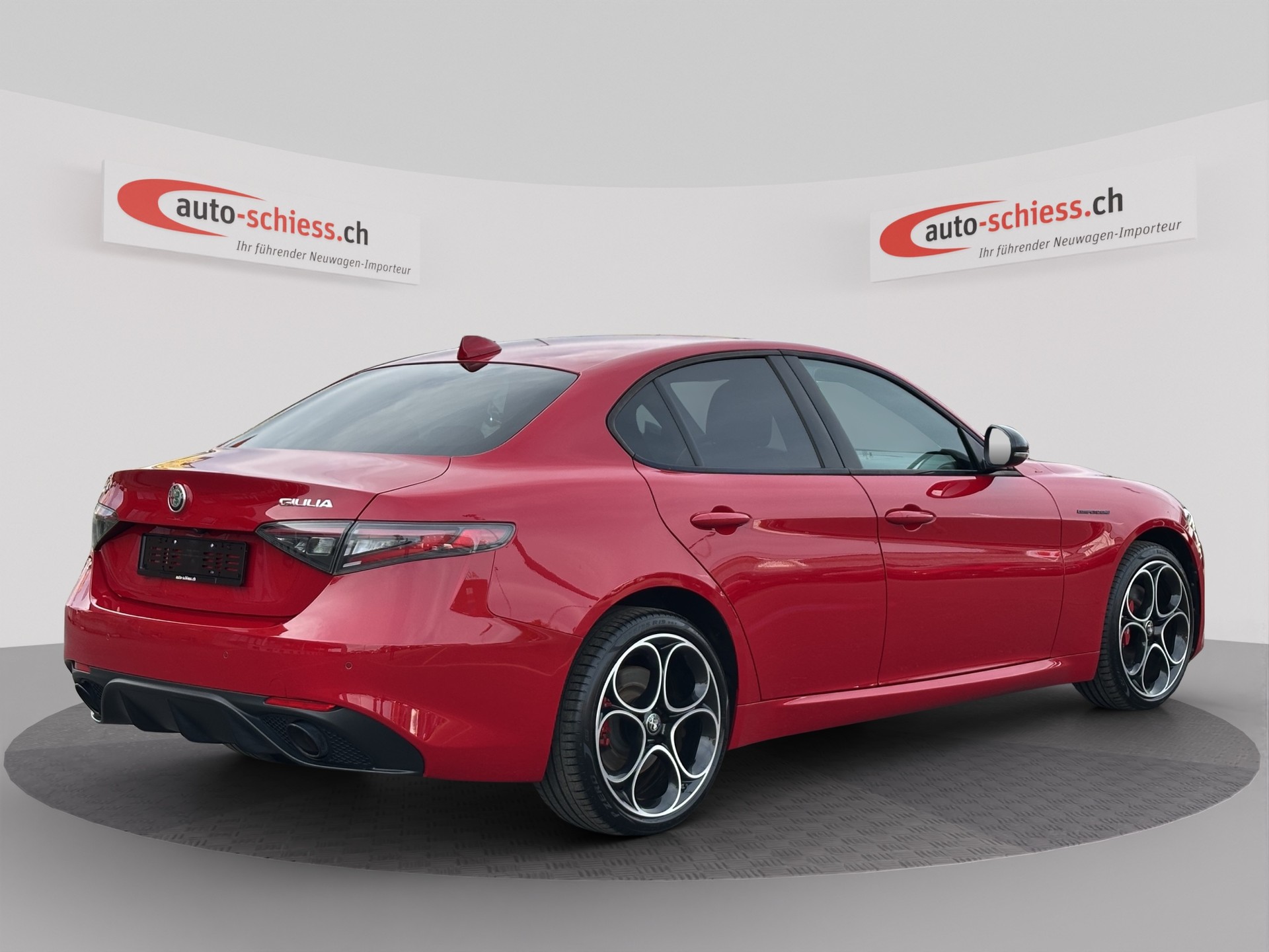 ALFA ROMEO Giulia 2.0 Competizione Q4 AT8-image-4