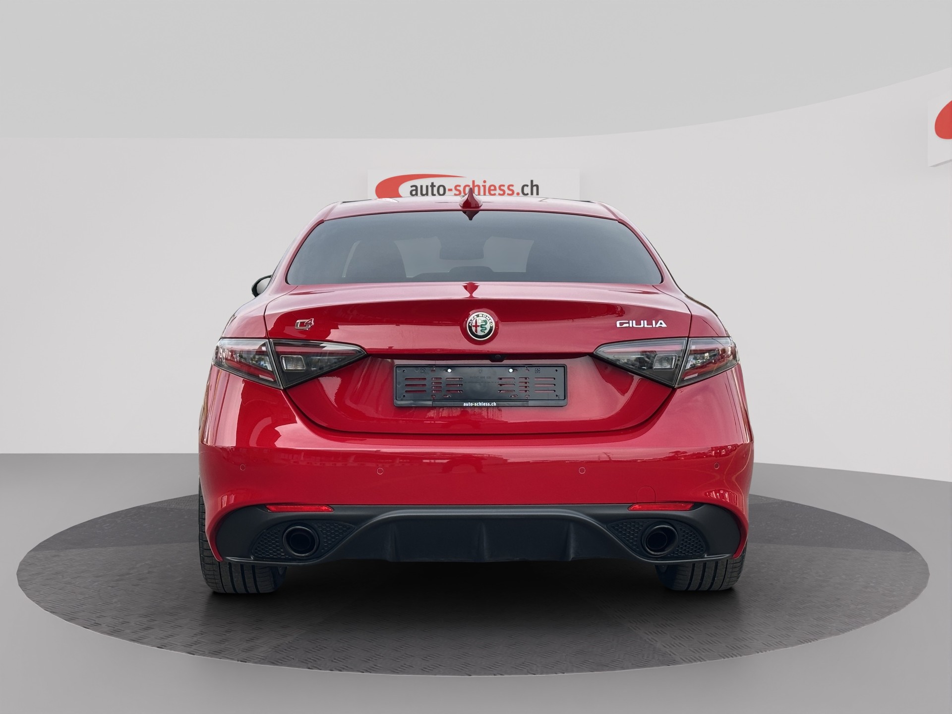 ALFA ROMEO Giulia 2.0 Competizione Q4 AT8-image-3