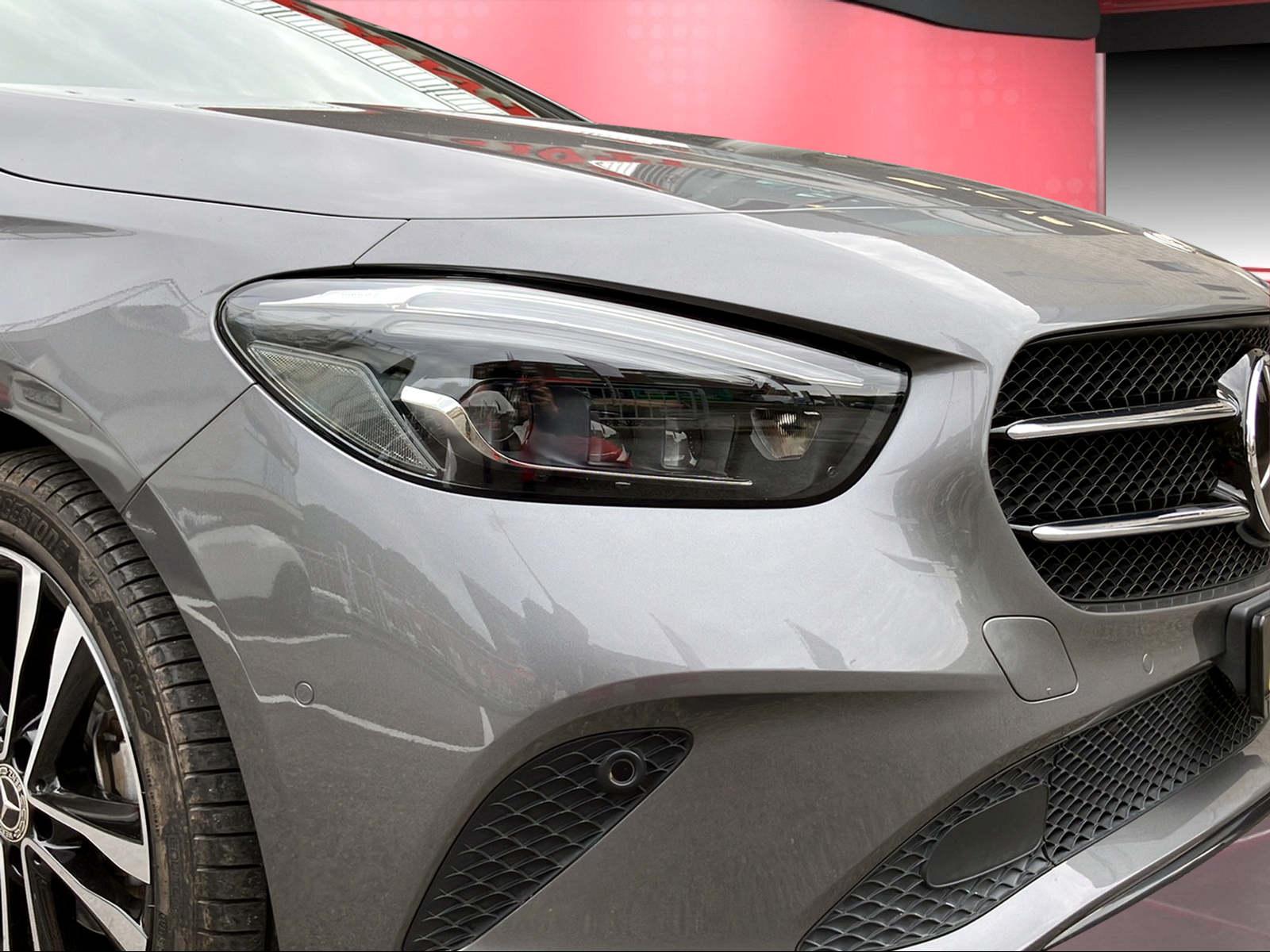 MERCEDES-BENZ B 200 Night Star AMG Line-image-12