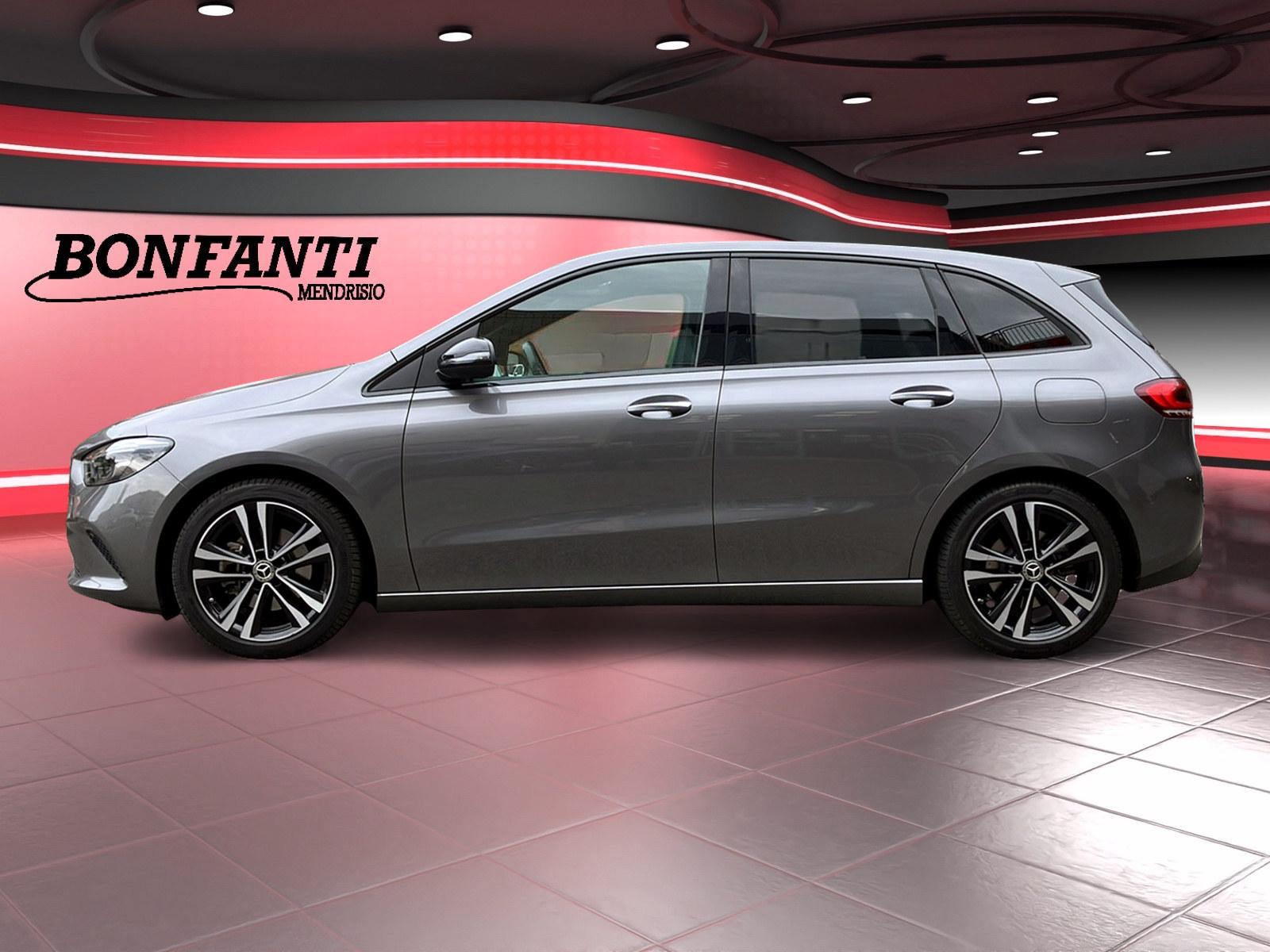 MERCEDES-BENZ B 200 Night Star AMG Line-image-3