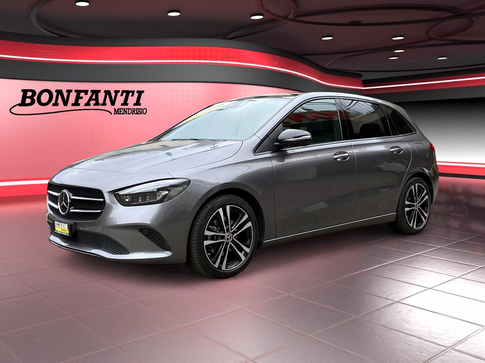 MERCEDES-BENZ B 200 Night Star AMG Line-image-0