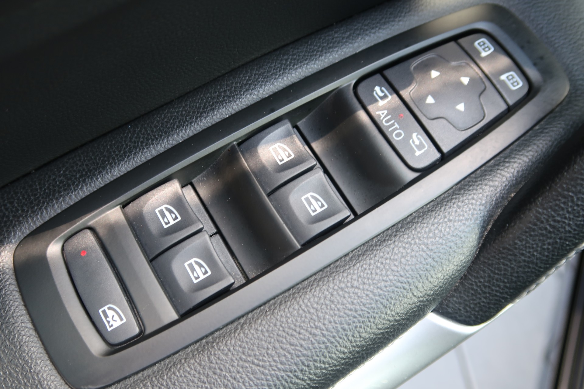 RENAULT Kadjar 1.3 16V Turbo Intens EDC-image-11