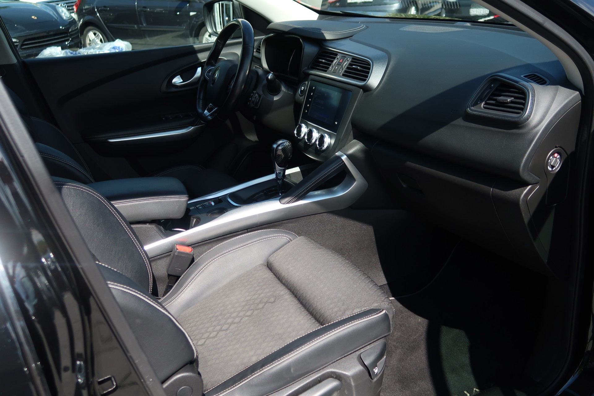 RENAULT Kadjar 1.3 16V Turbo Intens EDC-image-21