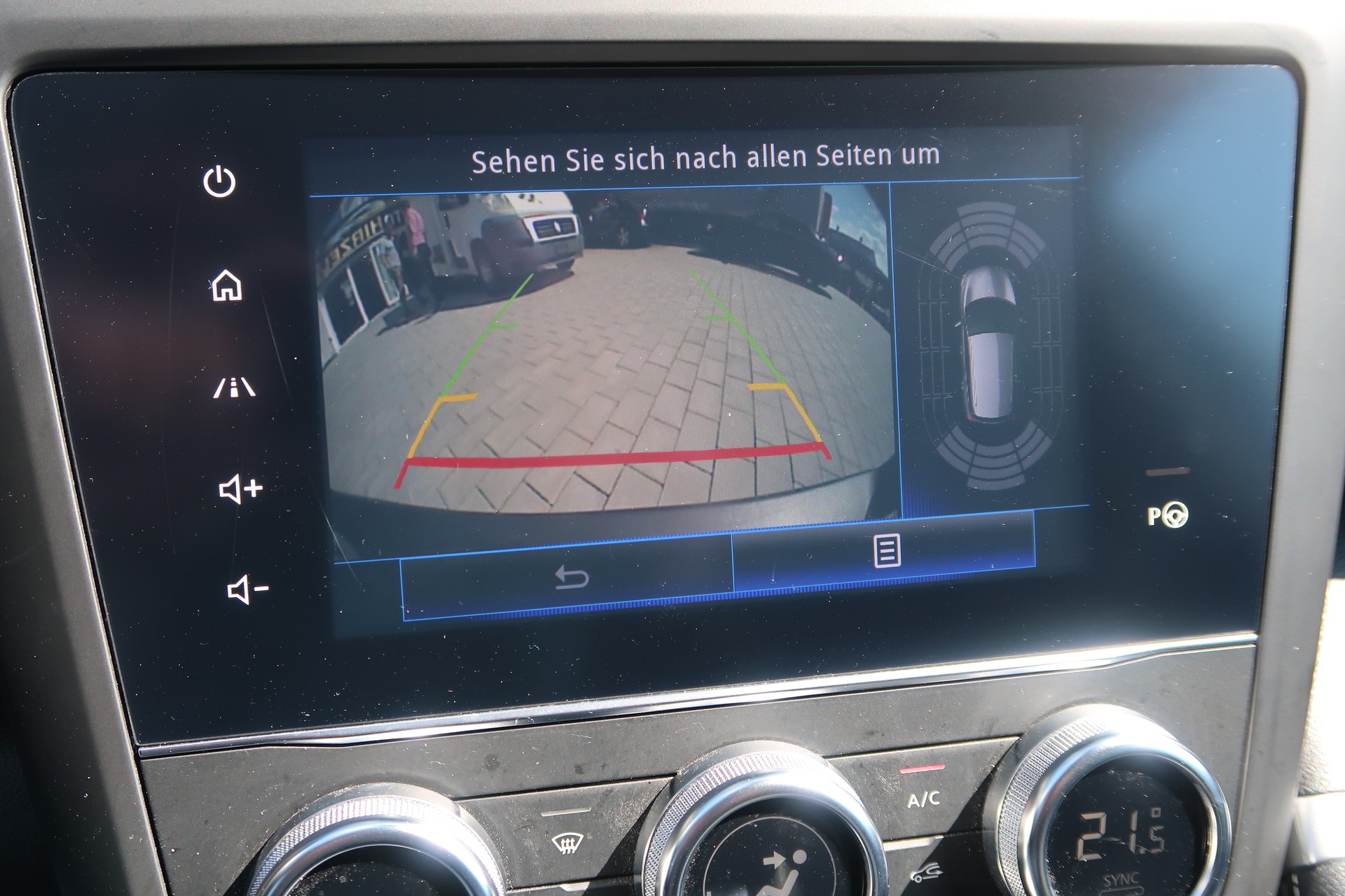 RENAULT Kadjar 1.3 16V Turbo Intens EDC-image-14