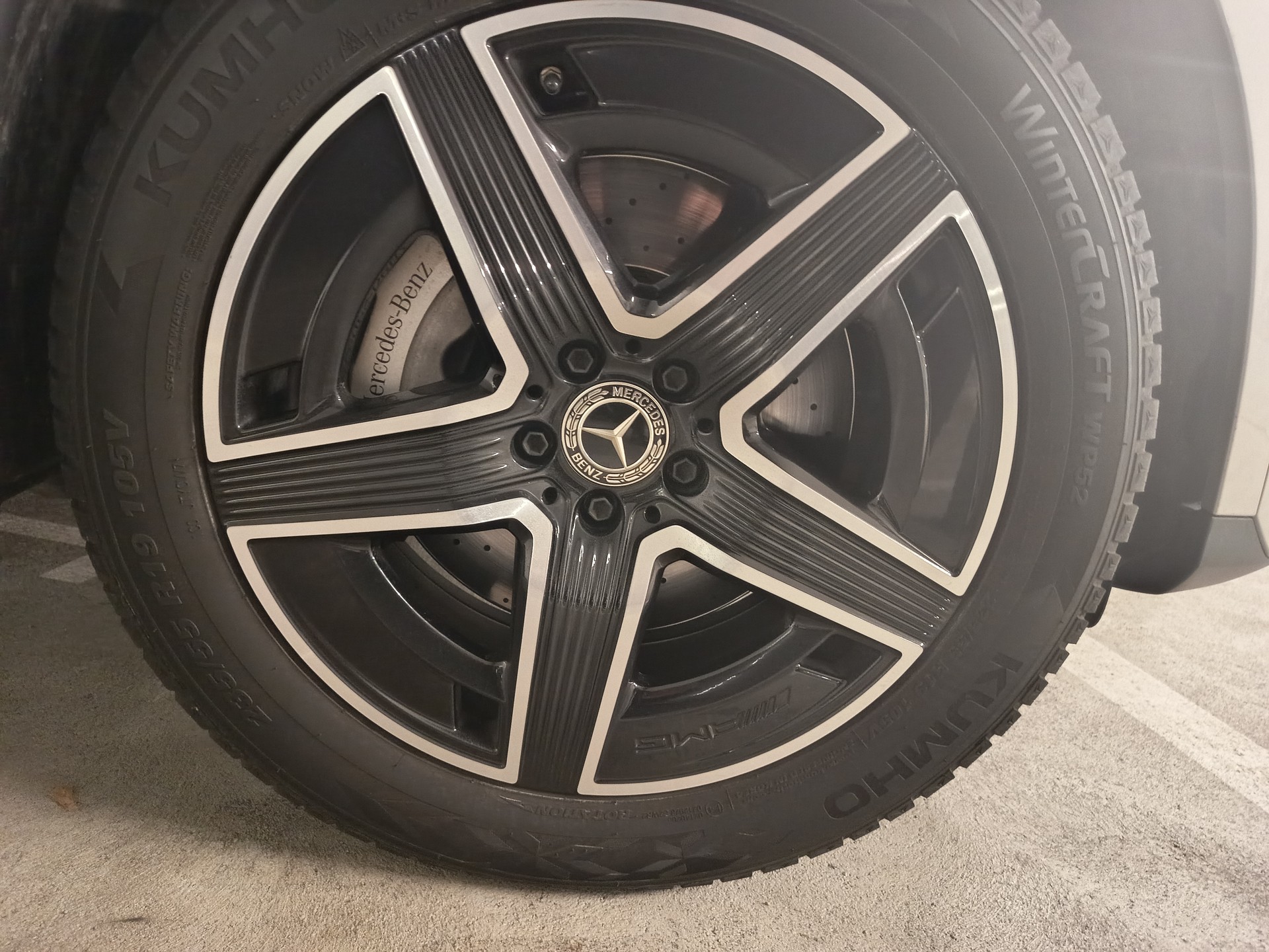 MERCEDES-BENZ GLC 220 d AMG Line 4matic-image-6