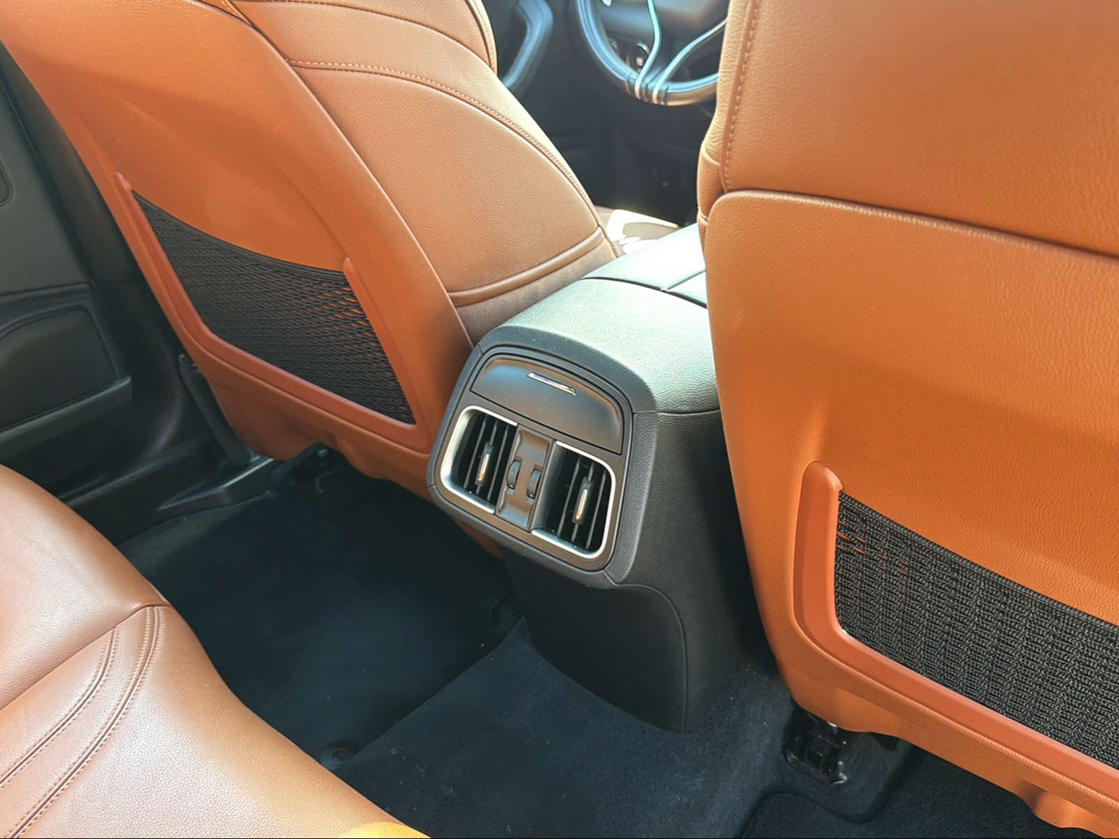 MASERATI Levante 2.0 MHEV GT Hybrid Automatica-image-16