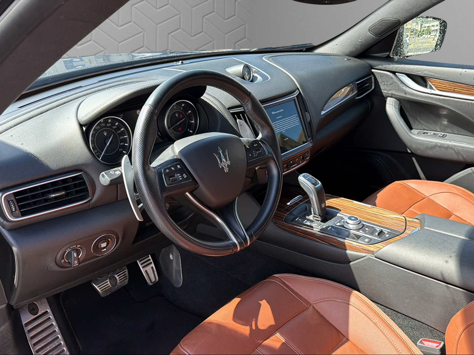 MASERATI Levante 2.0 MHEV GT Hybrid Automatica-image-11
