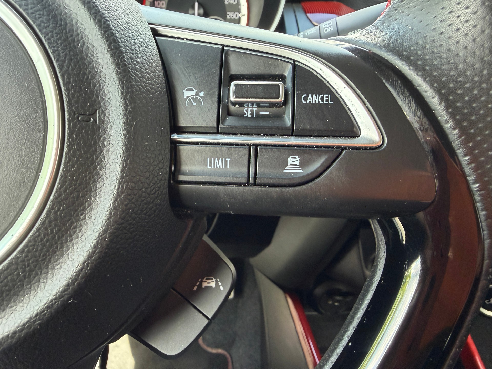 SUZUKI Swift Sport 1.4i 16V Compact Top Hybrid-image-12