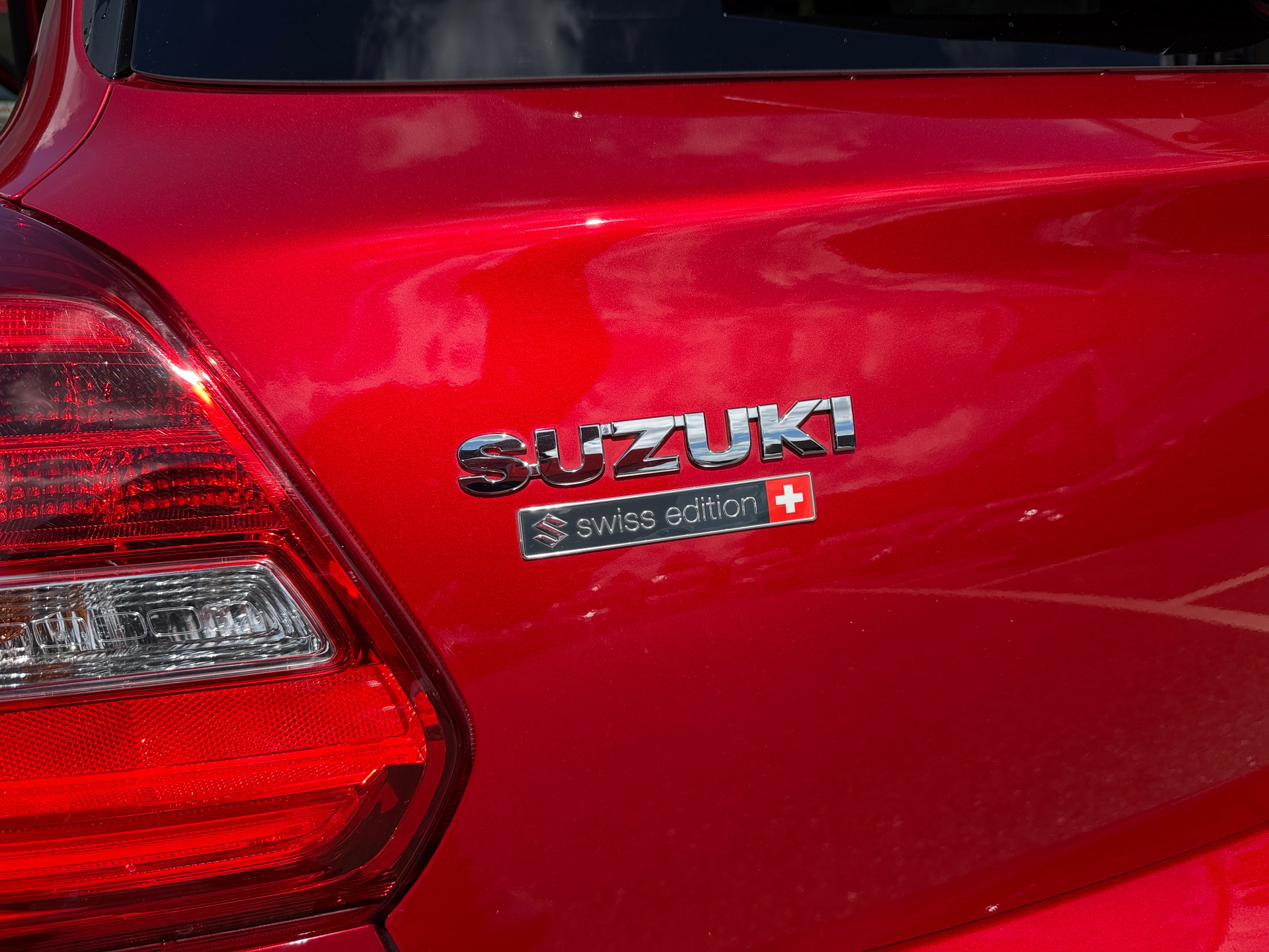 SUZUKI Swift Sport 1.4i 16V Compact Top Hybrid-image-21