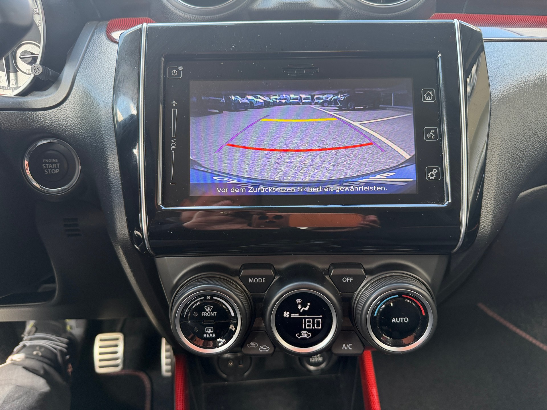 SUZUKI Swift Sport 1.4i 16V Compact Top Hybrid-image-13