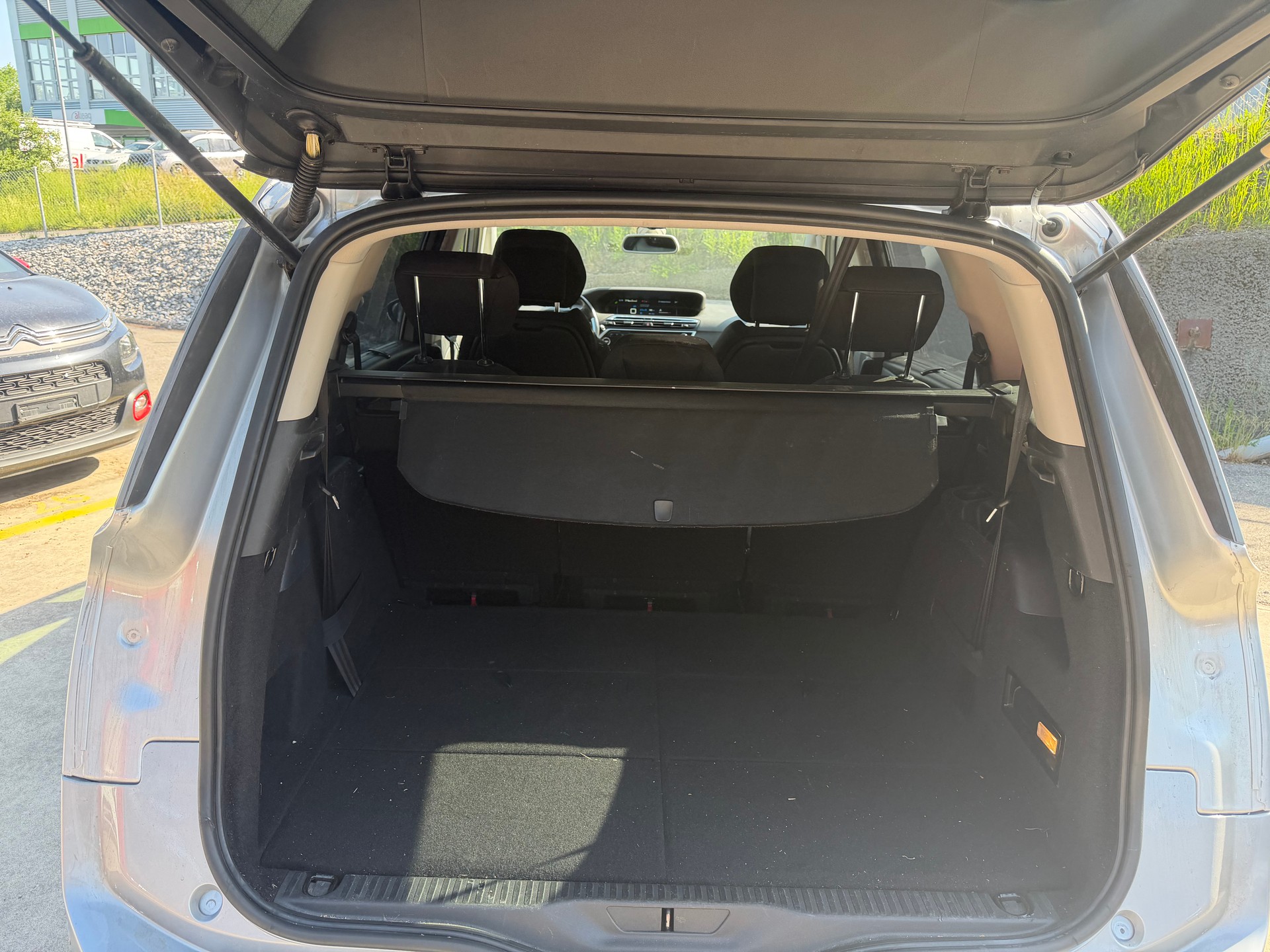 CITROEN Grand C4 Picasso 2.0 BlueHDi Exclusive Automatic-image-8