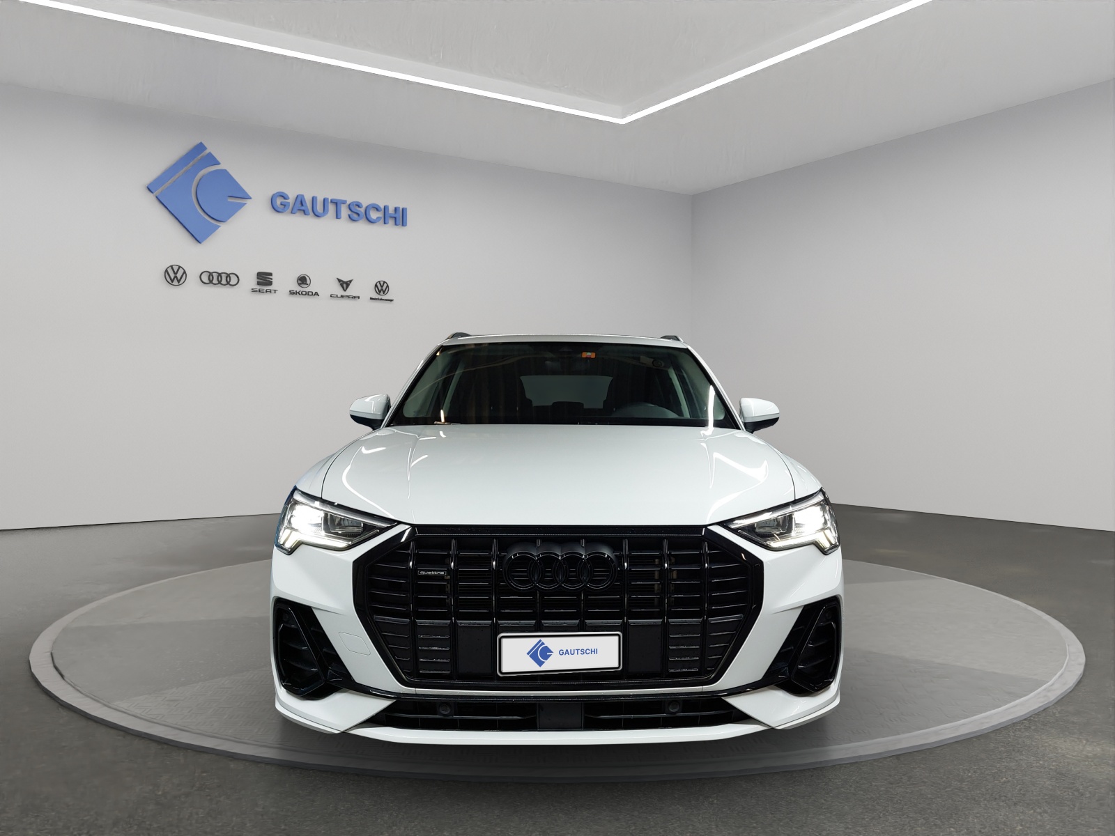AUDI Q3 35 TDI S line quattro S-tronic-image-4