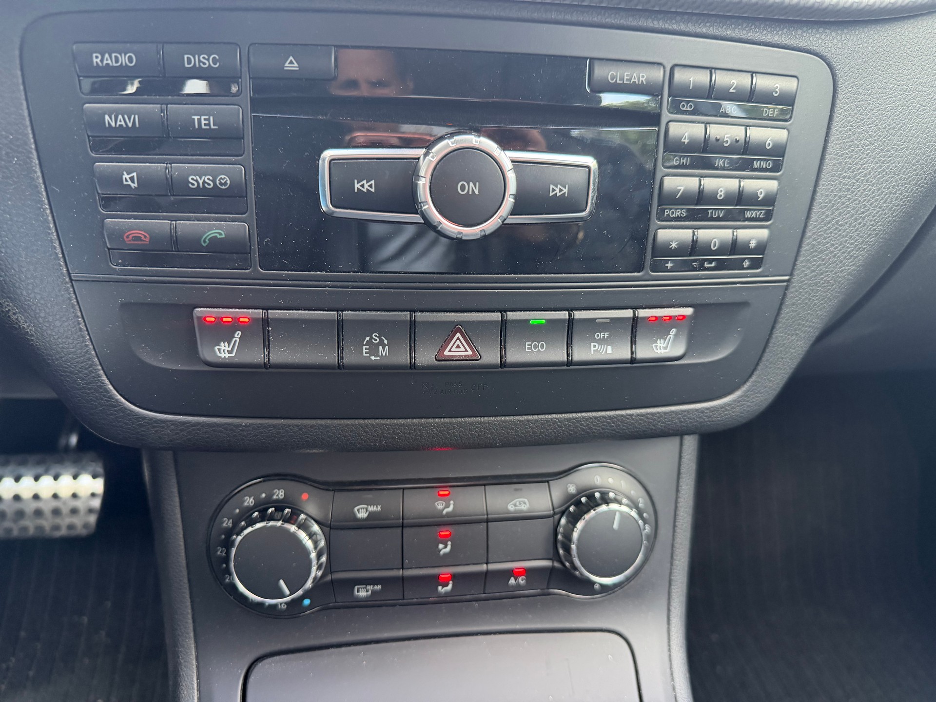 MERCEDES-BENZ B 200 7G-DCT-image-9
