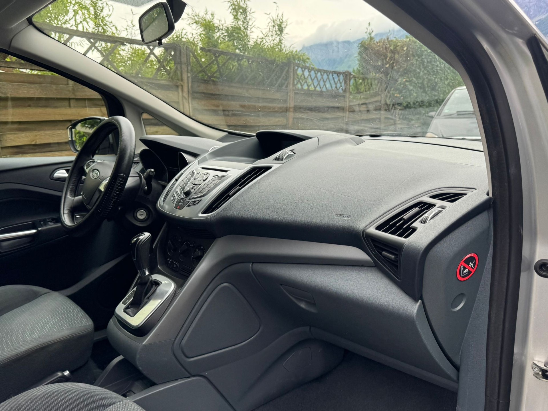FORD C-Max 2.0 TDCi Titanium PowerShift-image-8