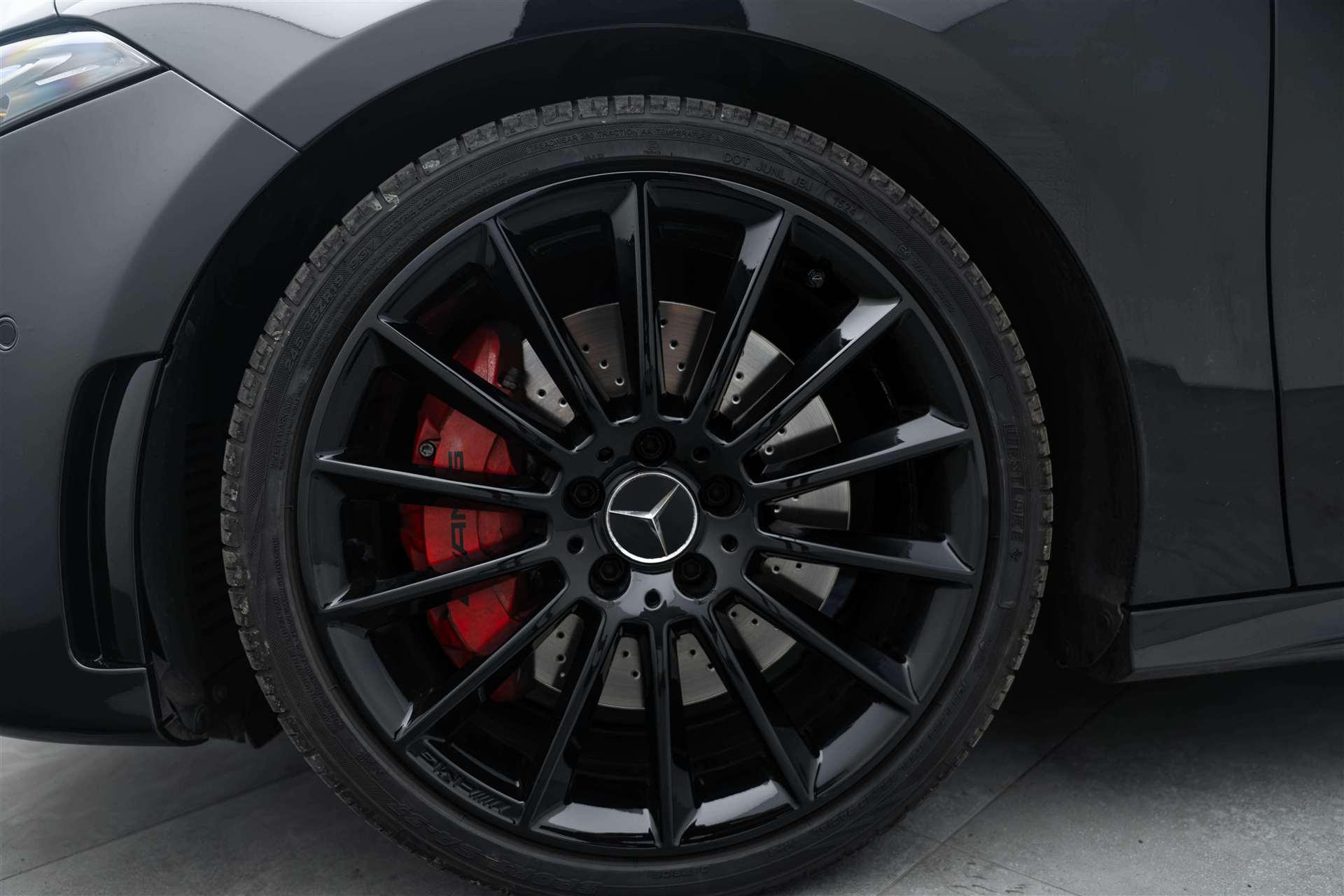 MERCEDES-BENZ A 35 AMG 306PS 4Matic Speedshift-Automat-image-5