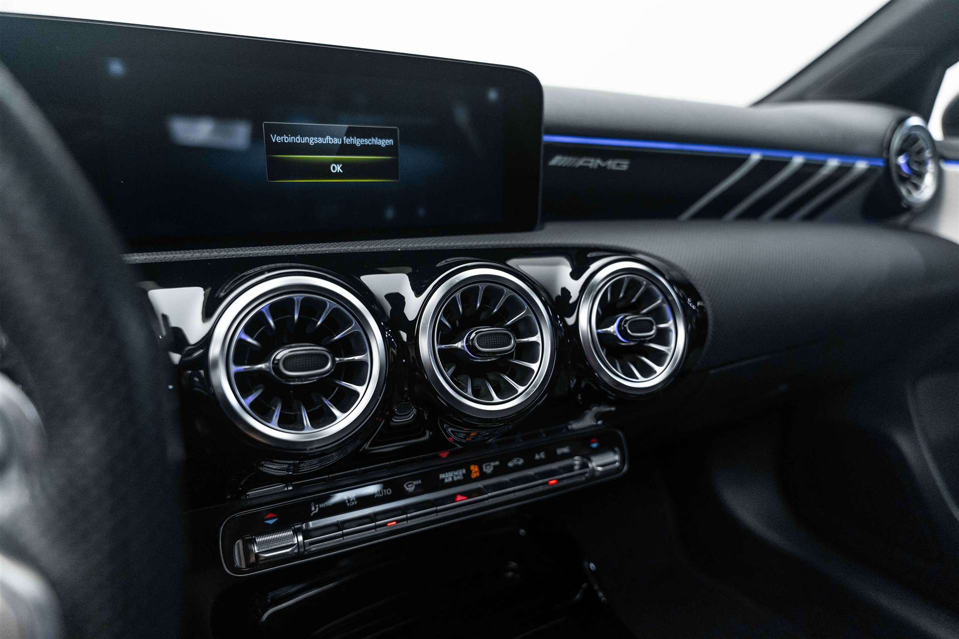 MERCEDES-BENZ A 35 AMG 306PS 4Matic Speedshift-Automat-image-31