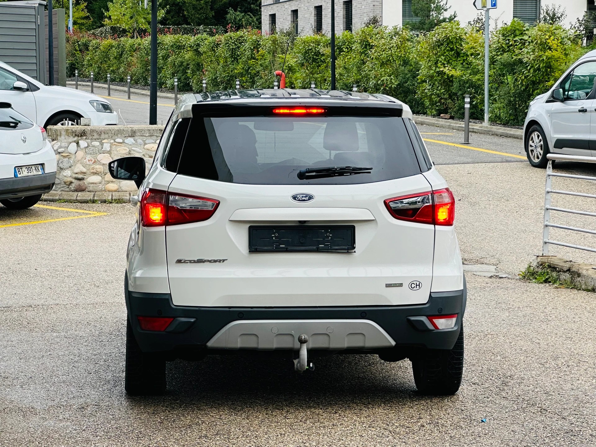 FORD EcoSport 1.0 SCTi Titanium-image-6