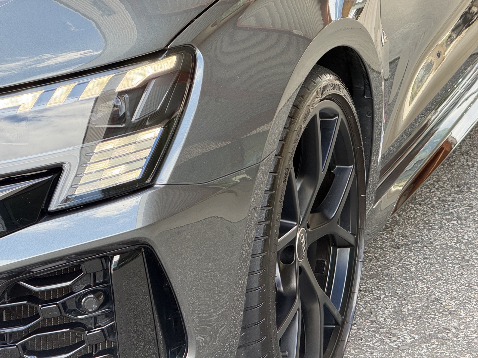 AUDI RS3 Sportback 2.5 TSI quattro S-tronic-image-16