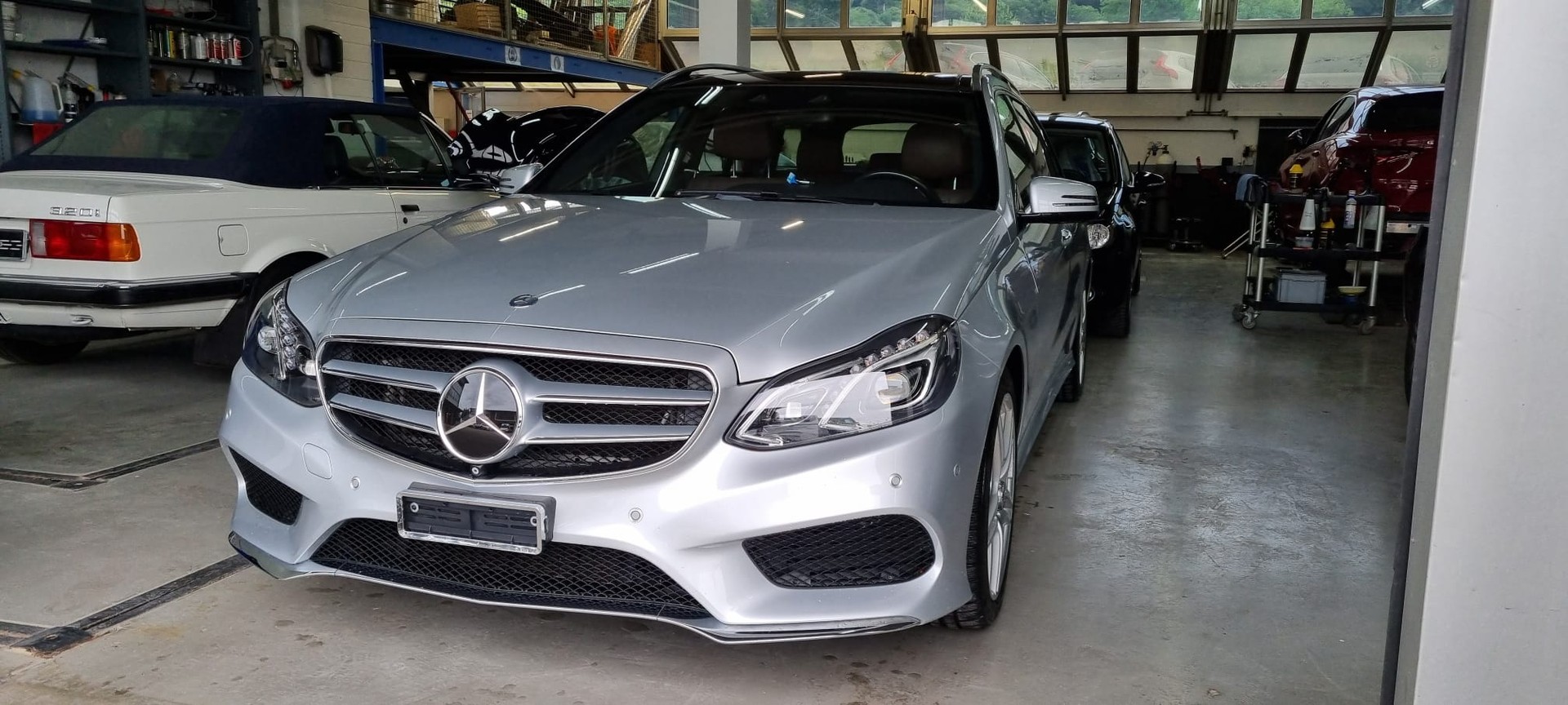 MERCEDES-BENZ E 500 Avantgarde 4Matic 7G-Tronic-image-1