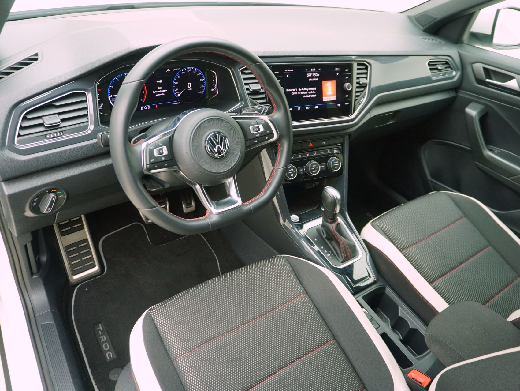 VW T-Roc 1.5 TSI DSG Sport-image-9