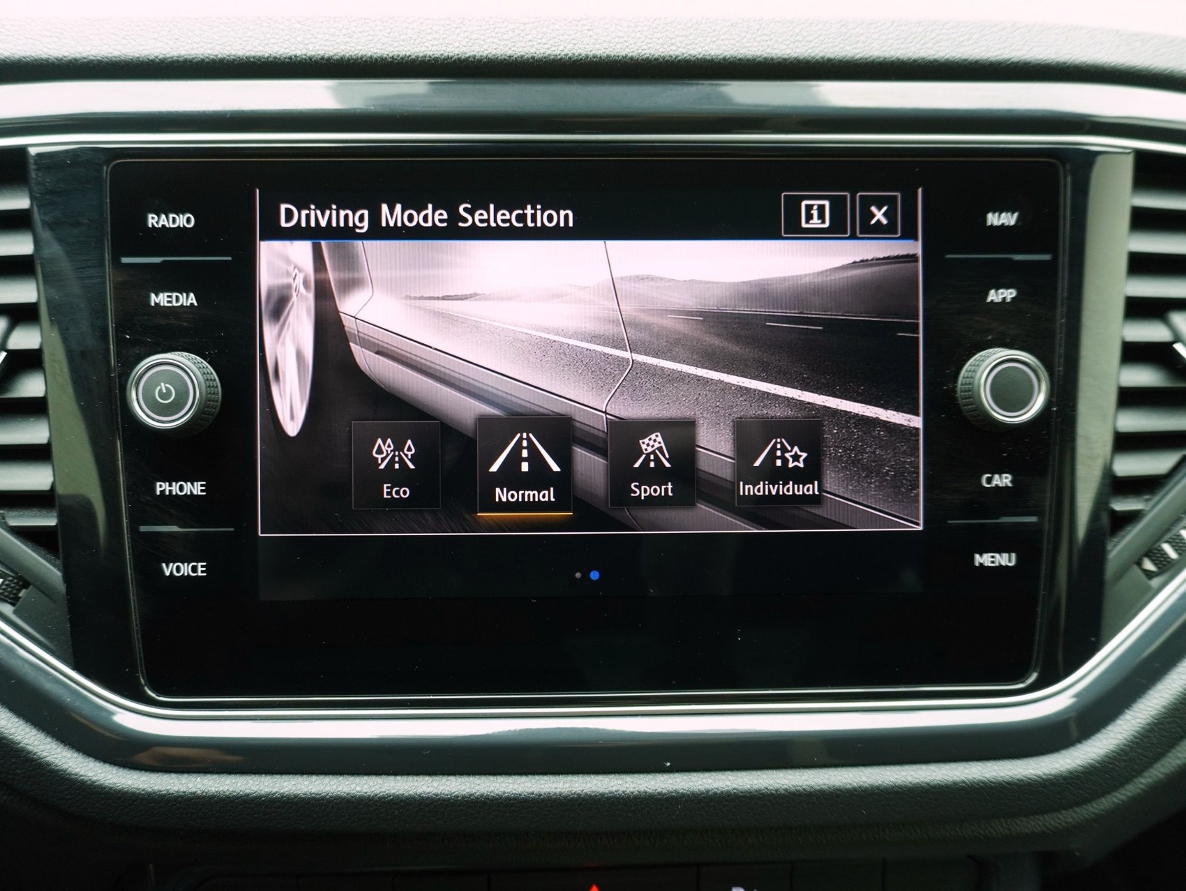 VW T-Roc 1.5 TSI DSG Sport-image-20