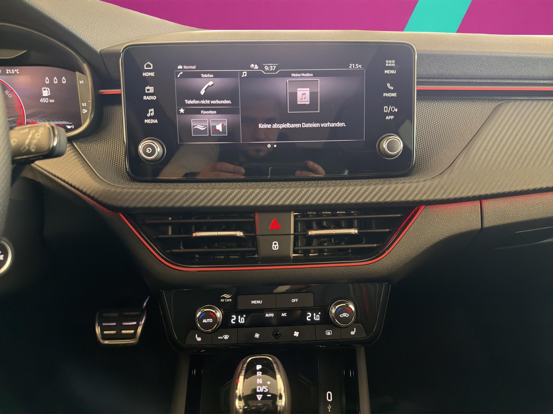 SKODA Scala 1.5 TSI Monte Carlo DSG-image-14
