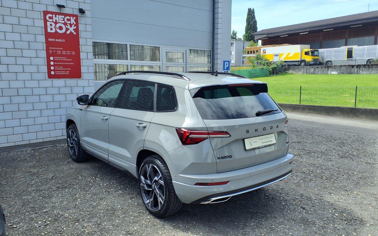 SKODA Karoq 2.0 TSI SportLine 4x4 DSG-image-4