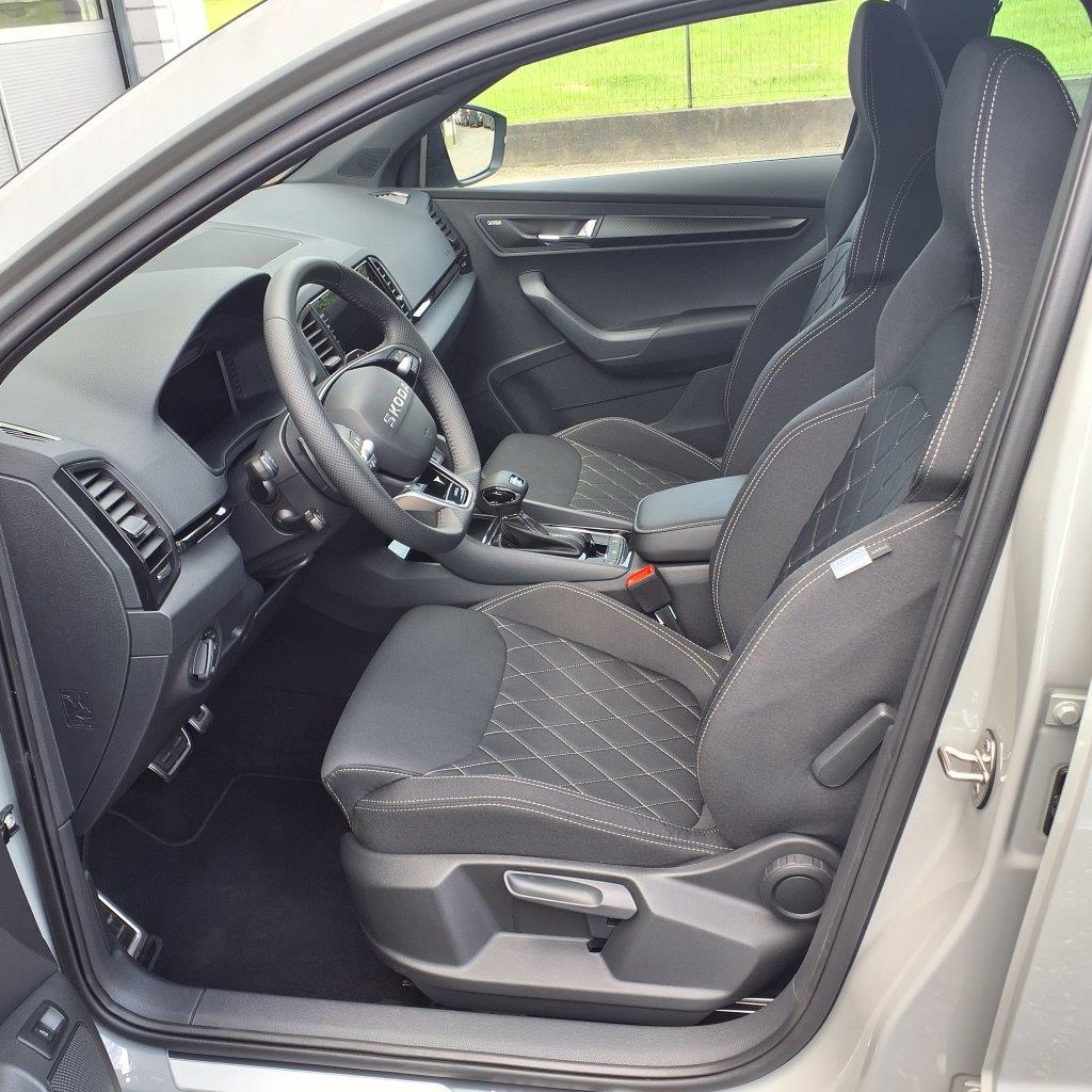 SKODA Karoq 2.0 TSI SportLine 4x4 DSG-image-8