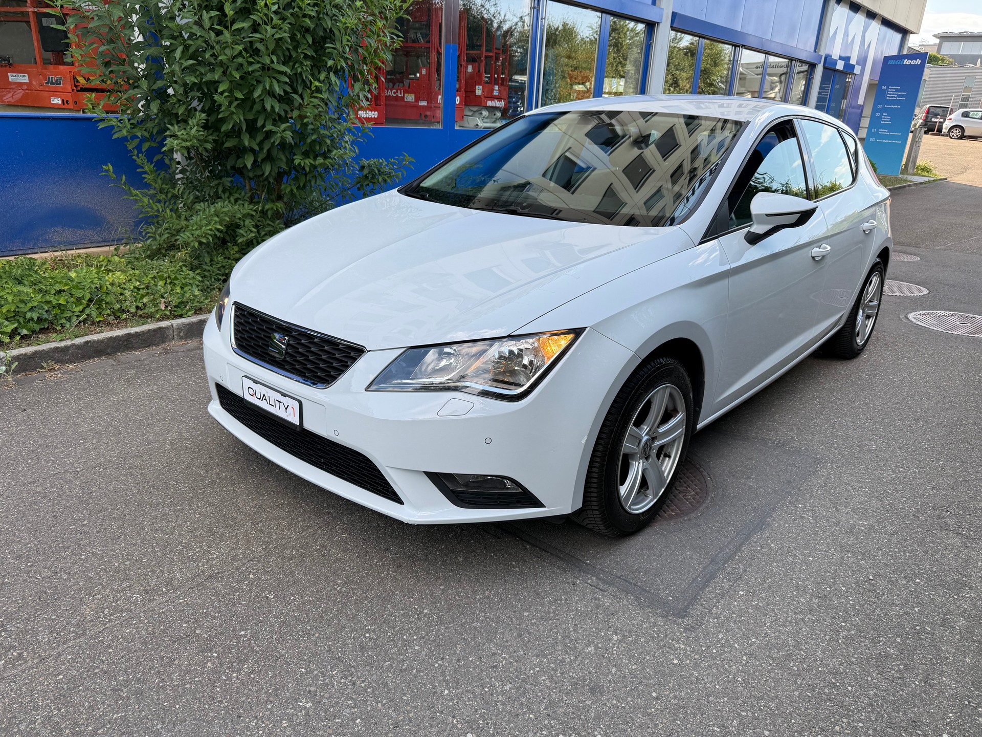 SEAT Leon 1.2 TSI Reference DSG-image-0