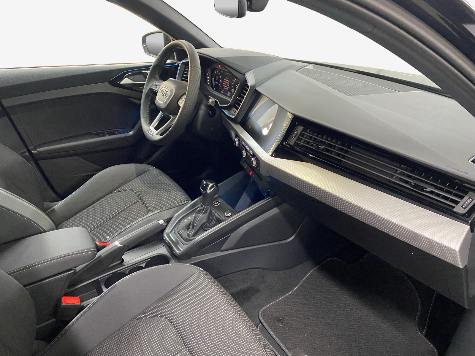 AUDI A1 Sportback 30 TFSI S Line S-tronic-image-13