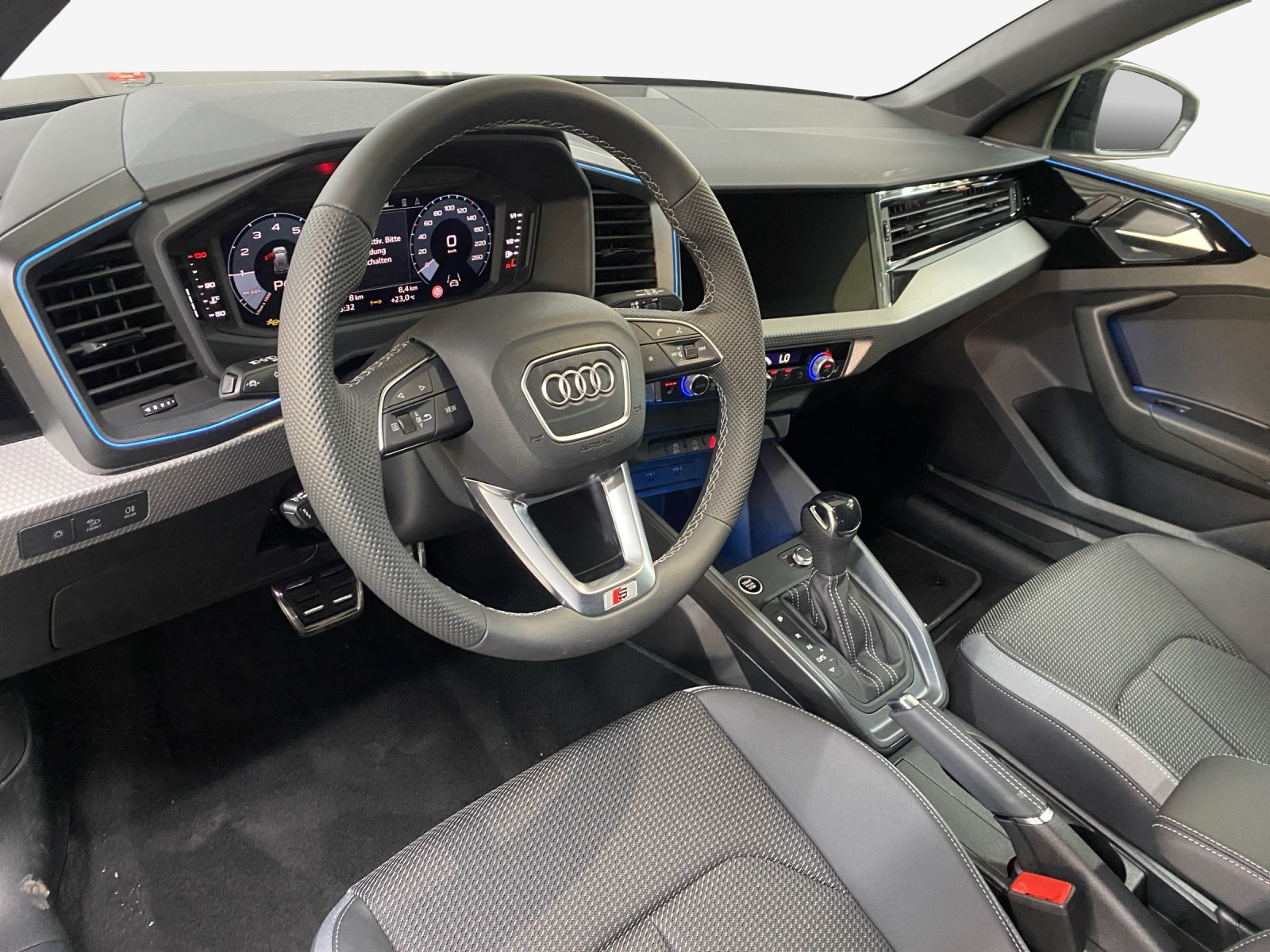 AUDI A1 Sportback 30 TFSI S Line S-tronic-image-14