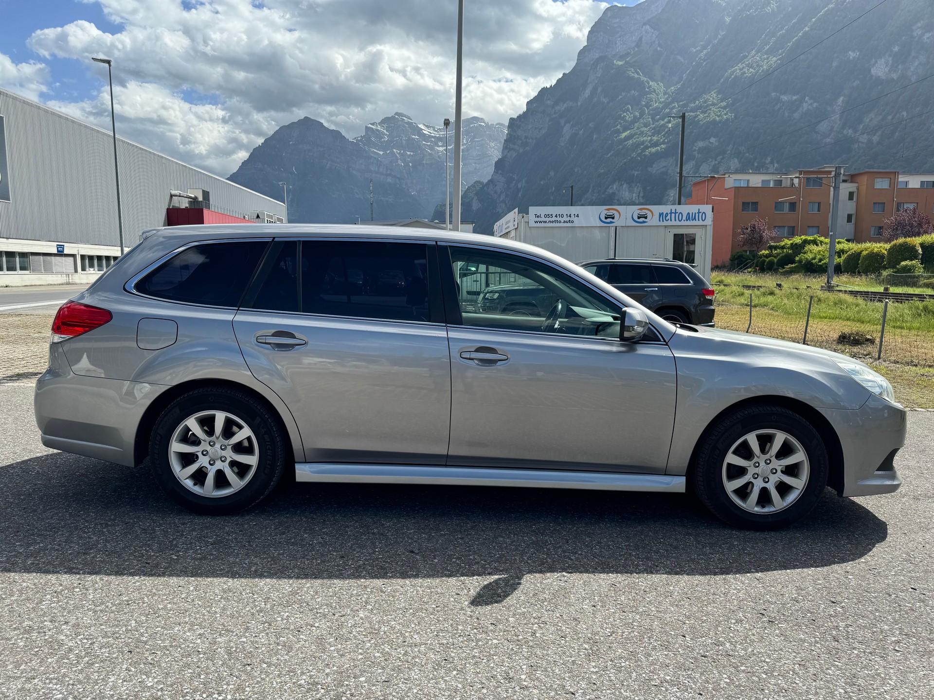SUBARU Legacy 2.0i Limited AWD Lineartronic-image-7