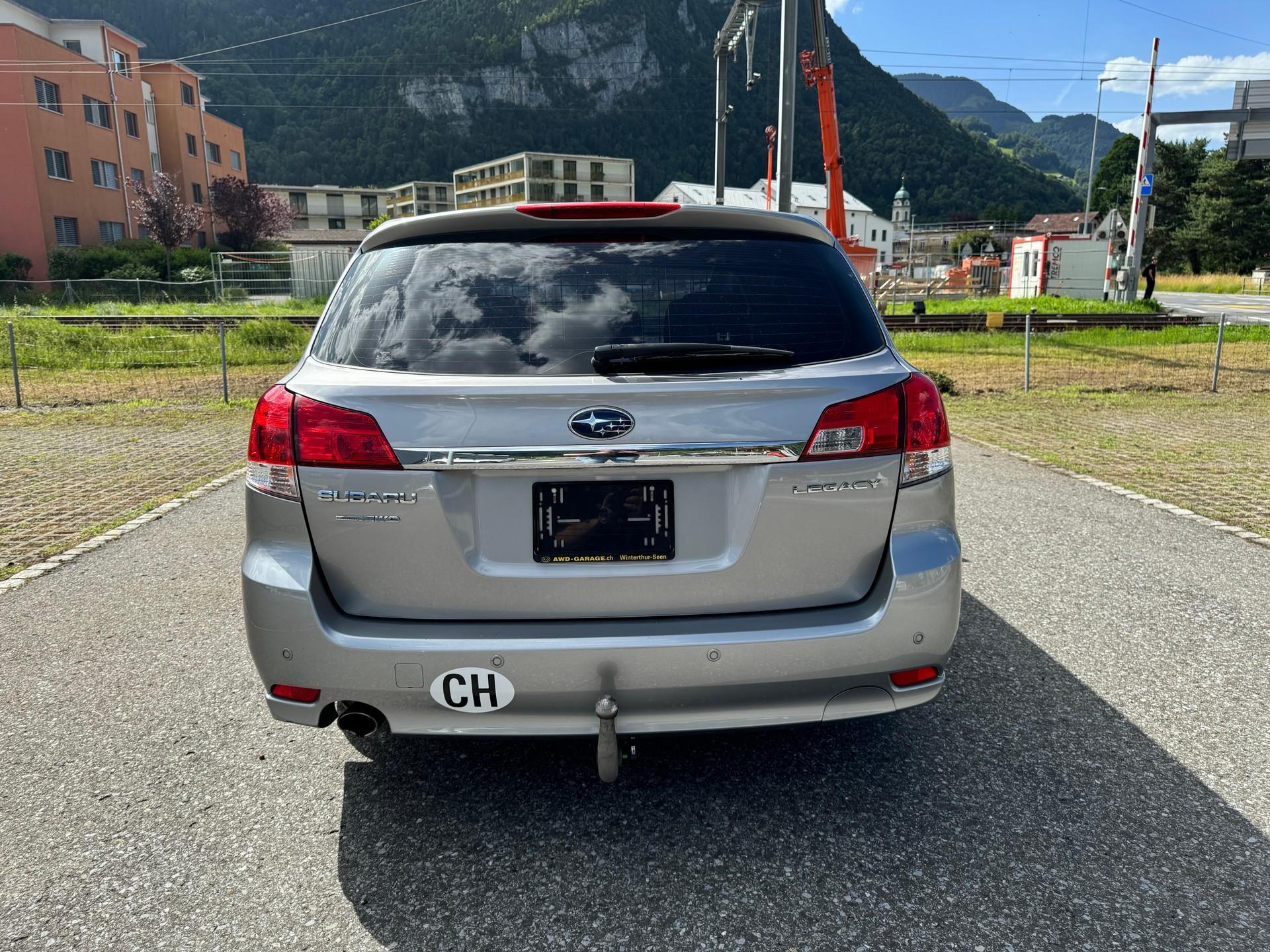 SUBARU Legacy 2.0i Limited AWD Lineartronic-image-5