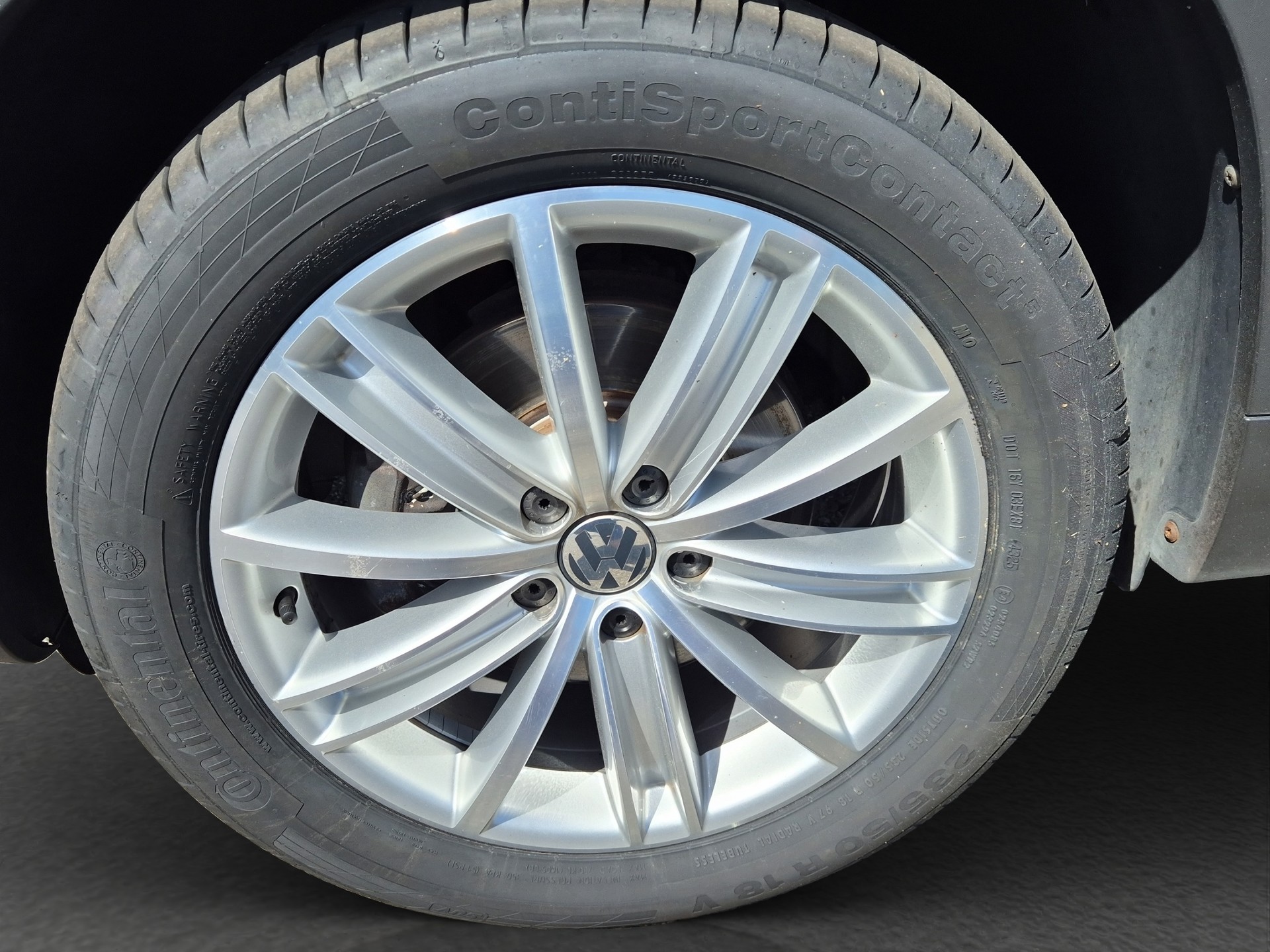VW Tiguan 2.0 TSI Sport&Style 4Motion DSG-image-22