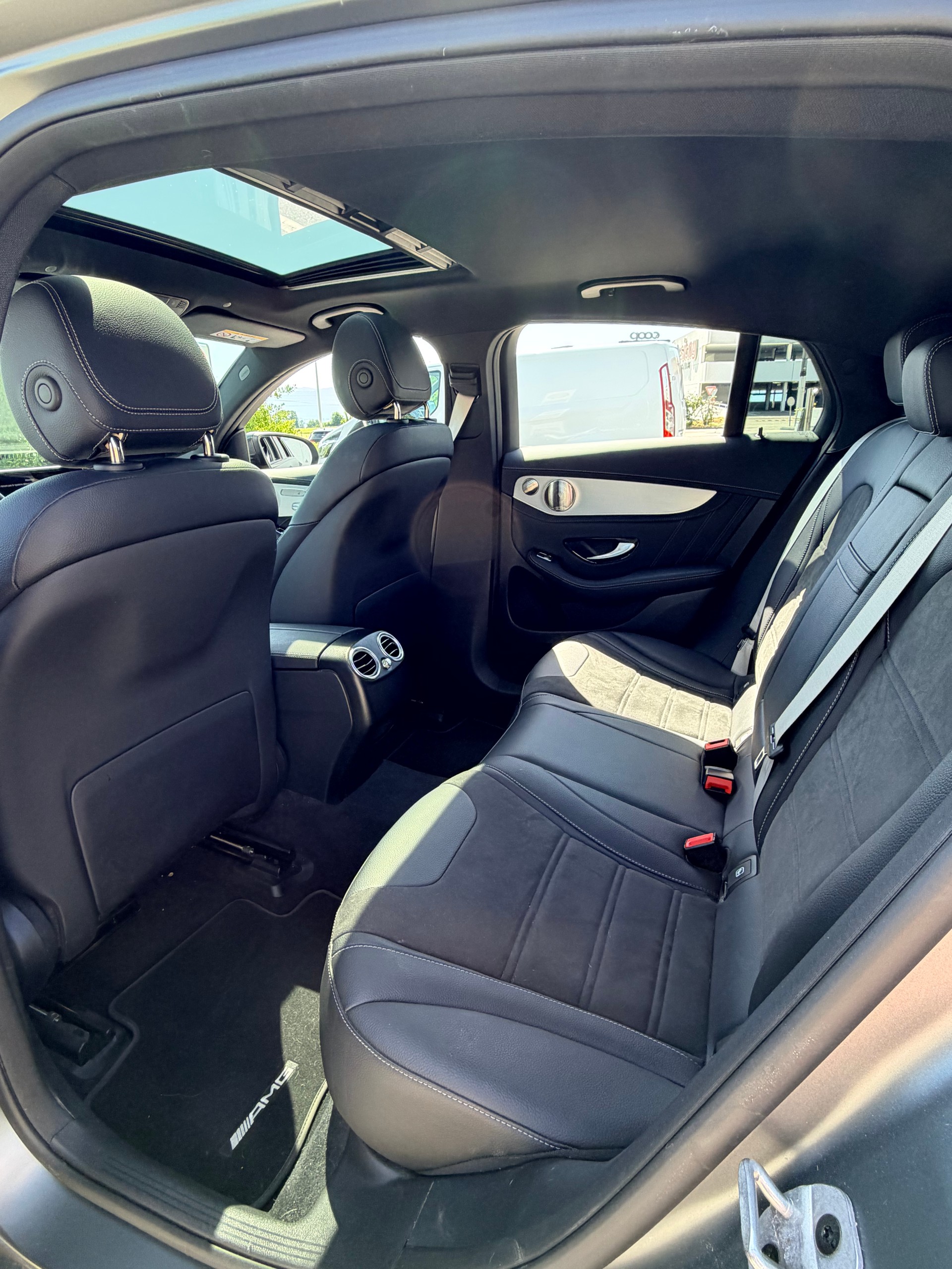 MERCEDES-BENZ GLC 63 S AMG 4m+-image-5