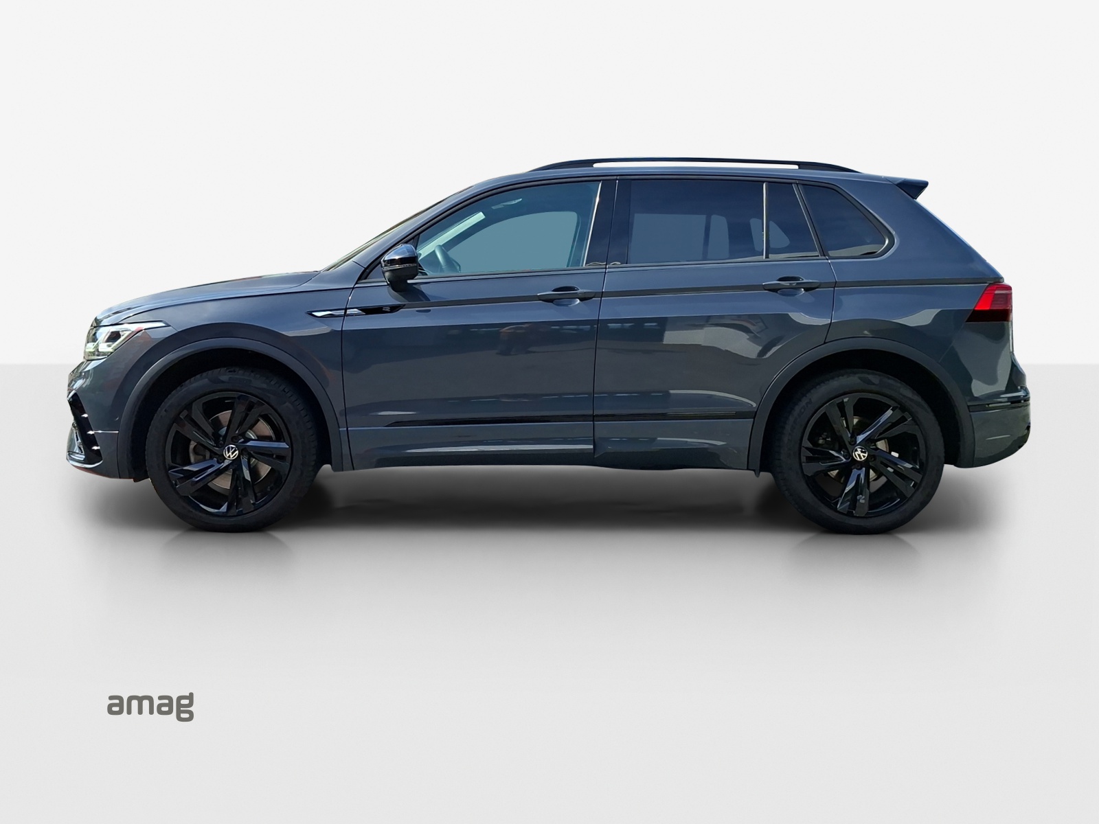 VW Tiguan 2.0TSI R-Line 4Motion DSG-showroom-element-1