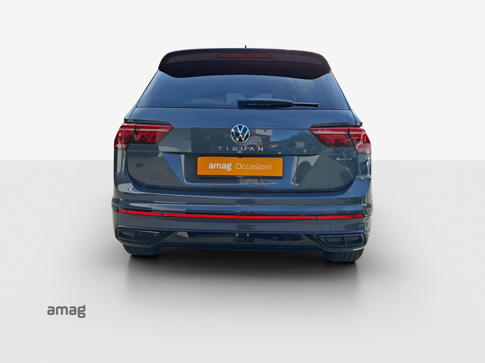 VW Tiguan 2.0TSI R-Line 4Motion DSG-image-3