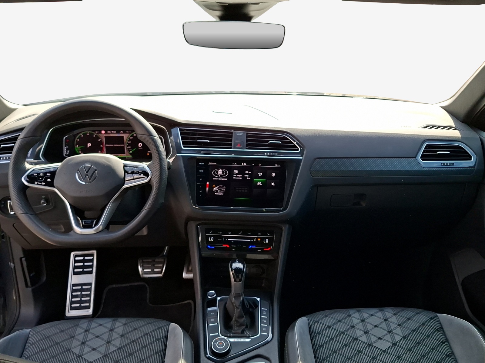 VW Tiguan 2.0TSI R-Line 4Motion DSG-image-8