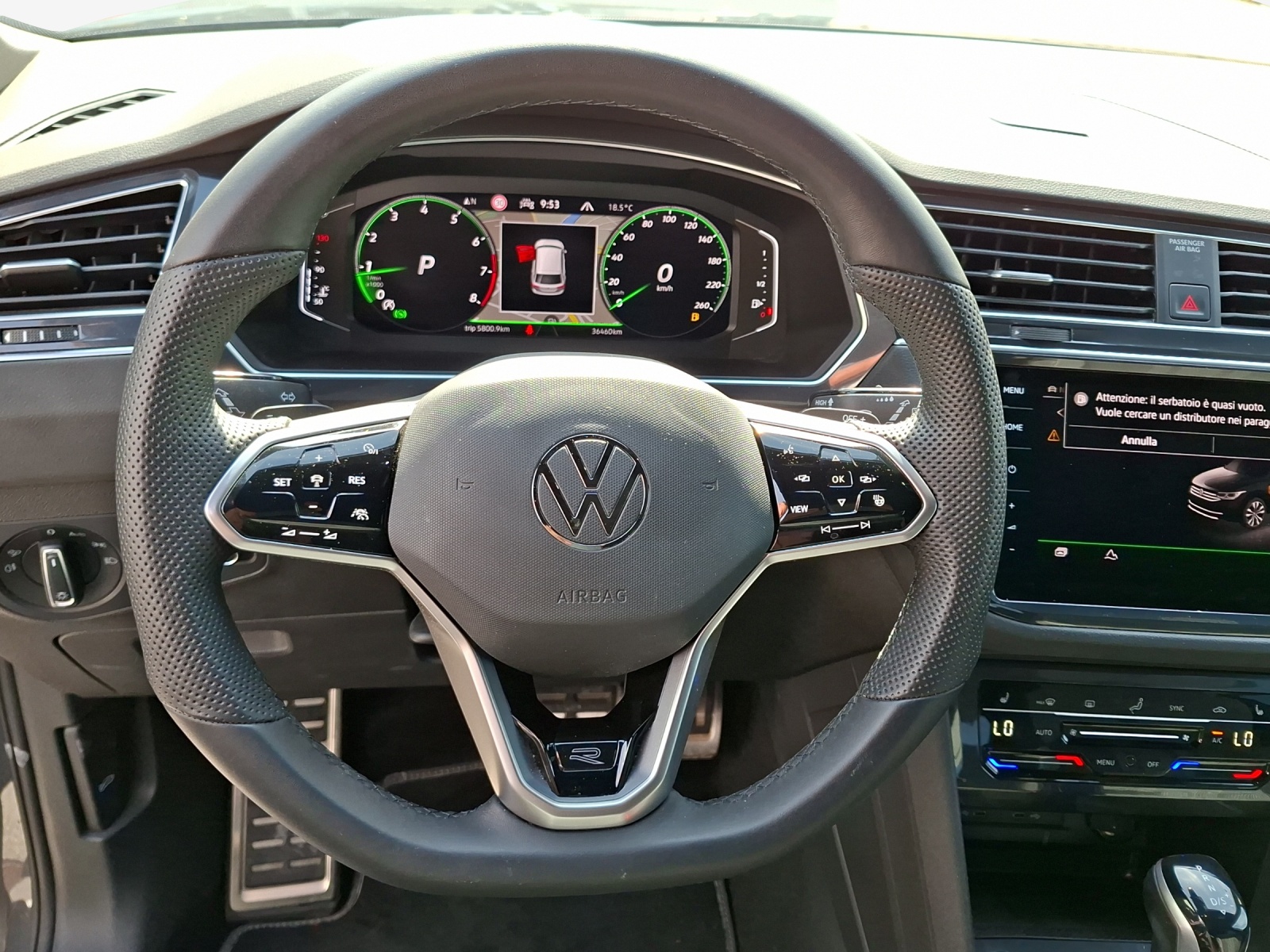 VW Tiguan 2.0TSI R-Line 4Motion DSG-image-9