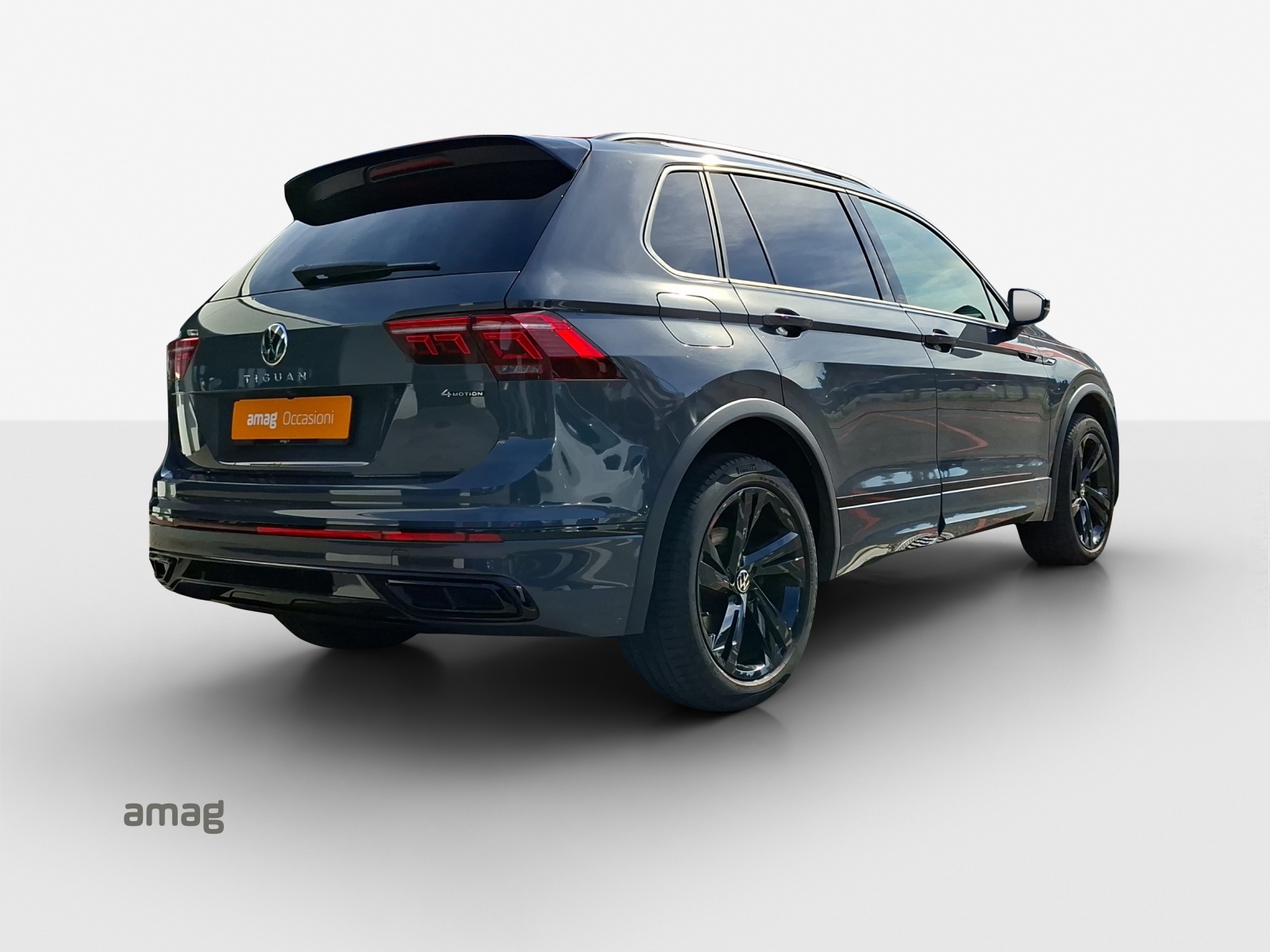 VW Tiguan 2.0TSI R-Line 4Motion DSG-image-4