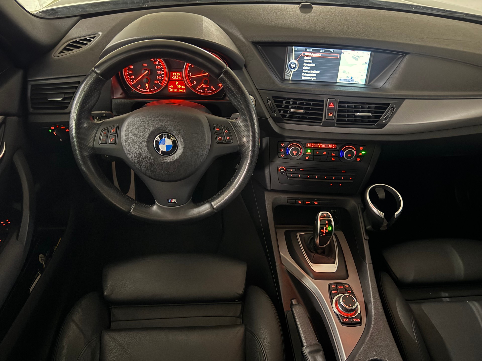 BMW X1 xDrive 28i Steptronic M-Paket, Facelift, 1-Hand-image-10