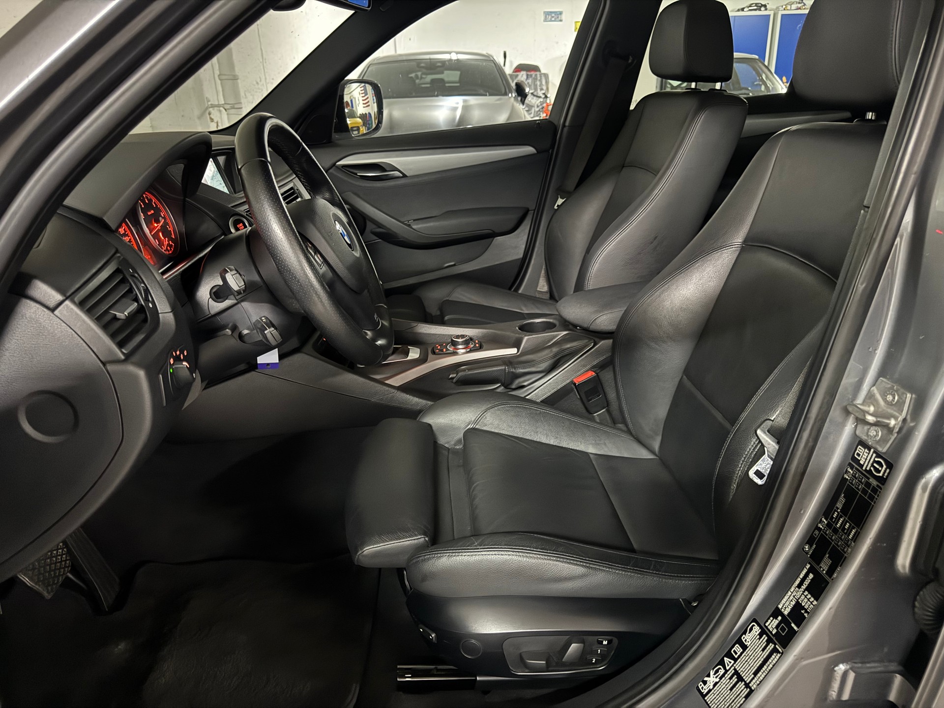 BMW X1 xDrive 28i Steptronic M-Paket, Facelift, 1-Hand-image-9